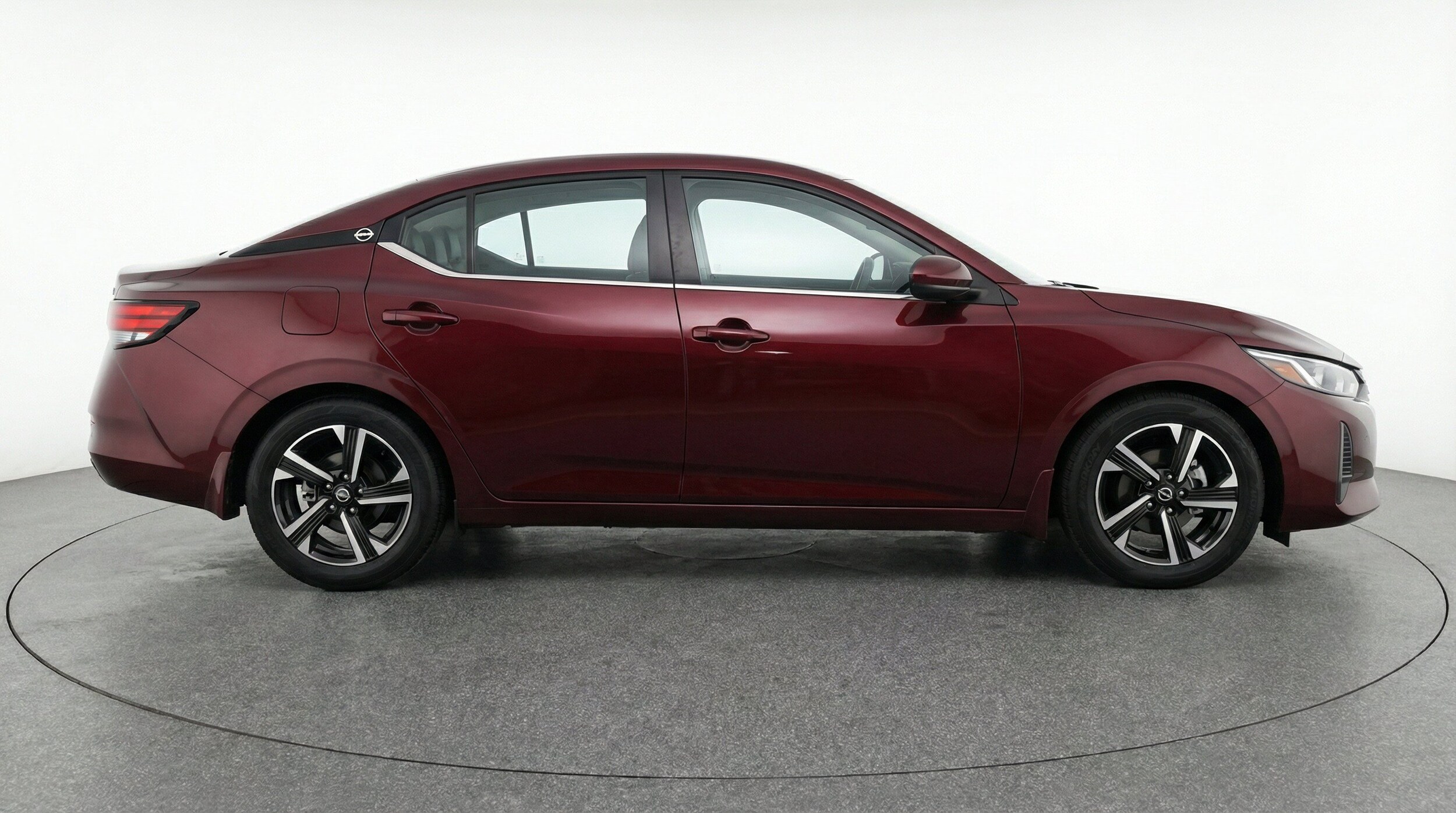 Thumbnail: 2025 Nissan Sentra - 11
