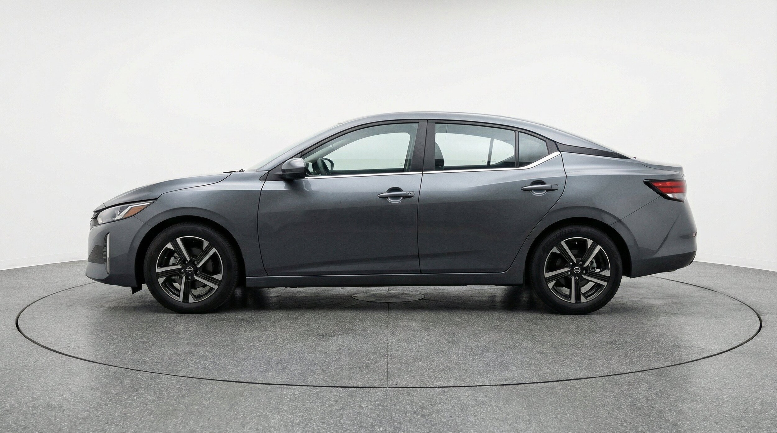 Thumbnail: 2025 Nissan Sentra - 5