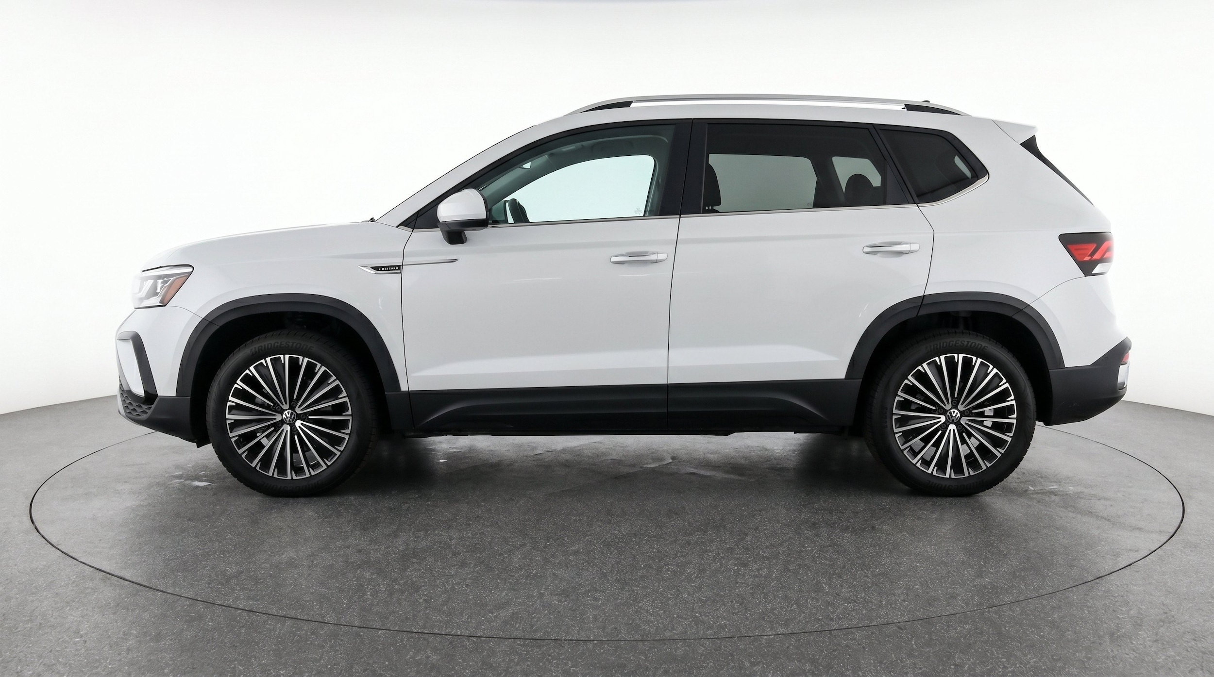 Thumbnail: 2026 Volkswagen Taos - 5