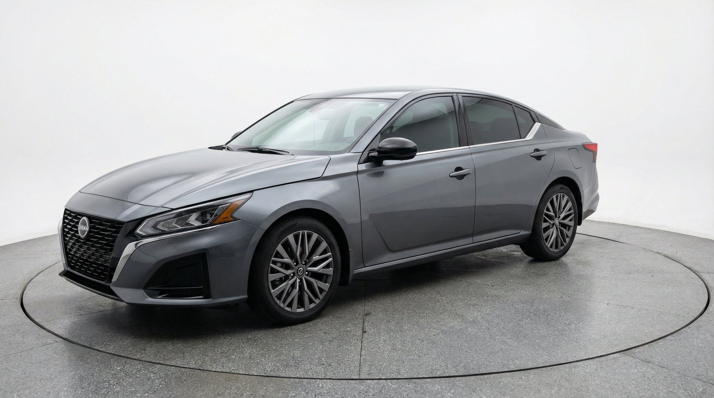 Thumbnail: 2025 Nissan Altima - 3