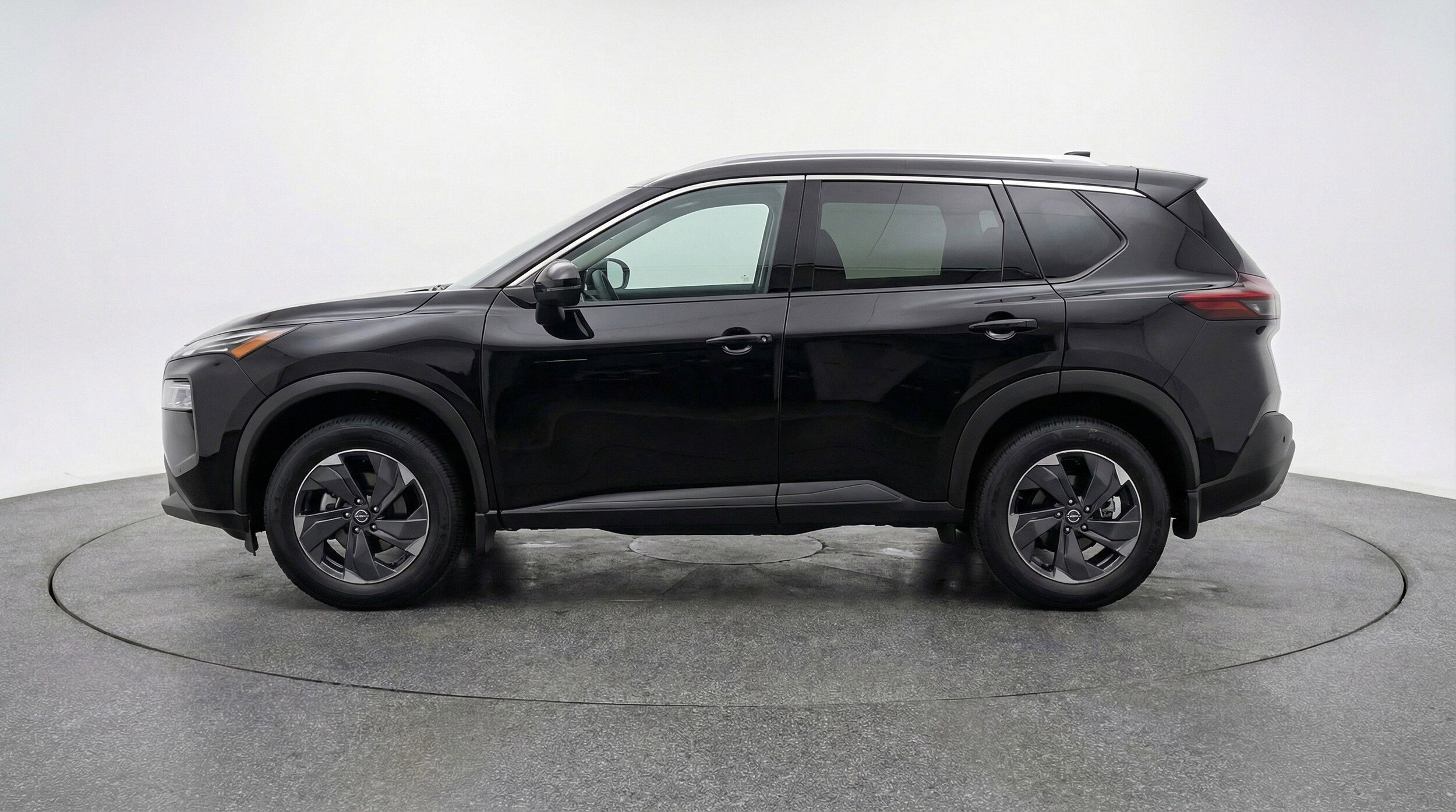 Thumbnail: 2025 Nissan Rogue - 5