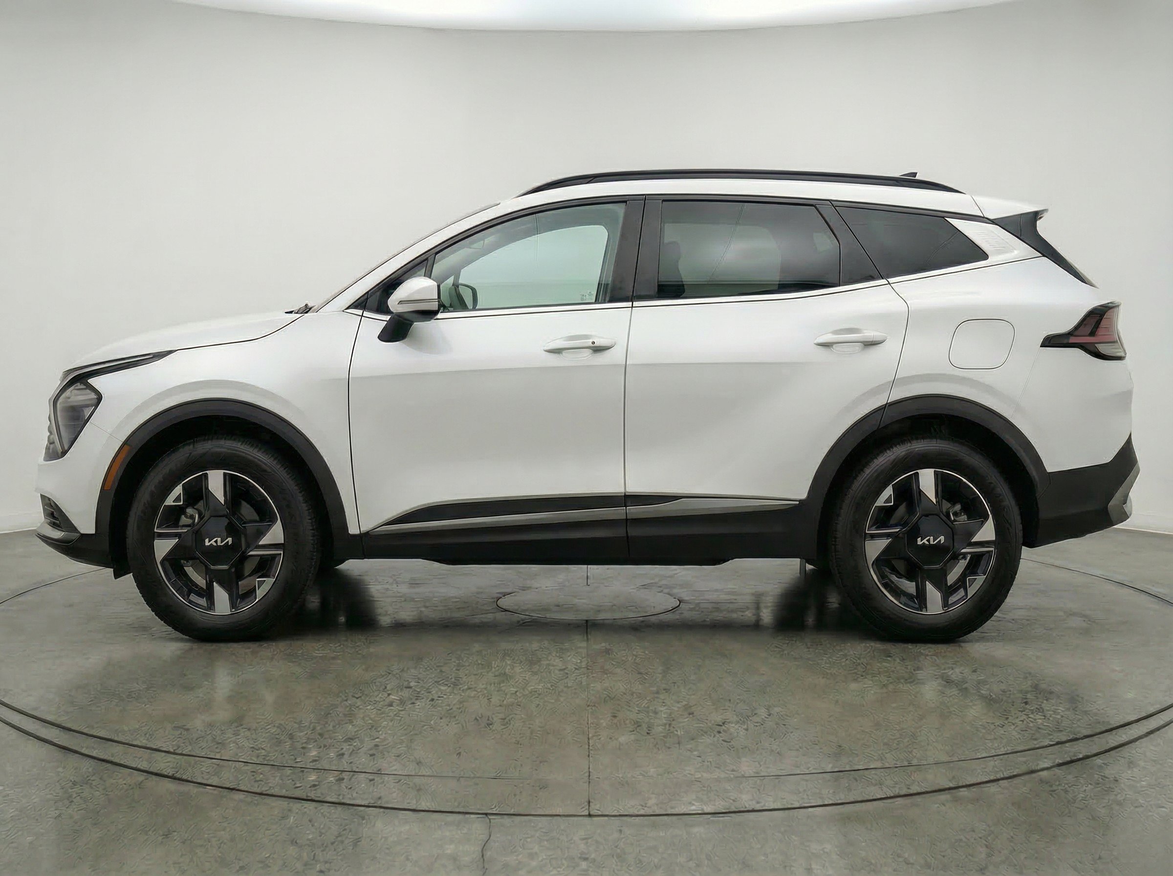 Thumbnail: 2026 Kia Sportage - 5