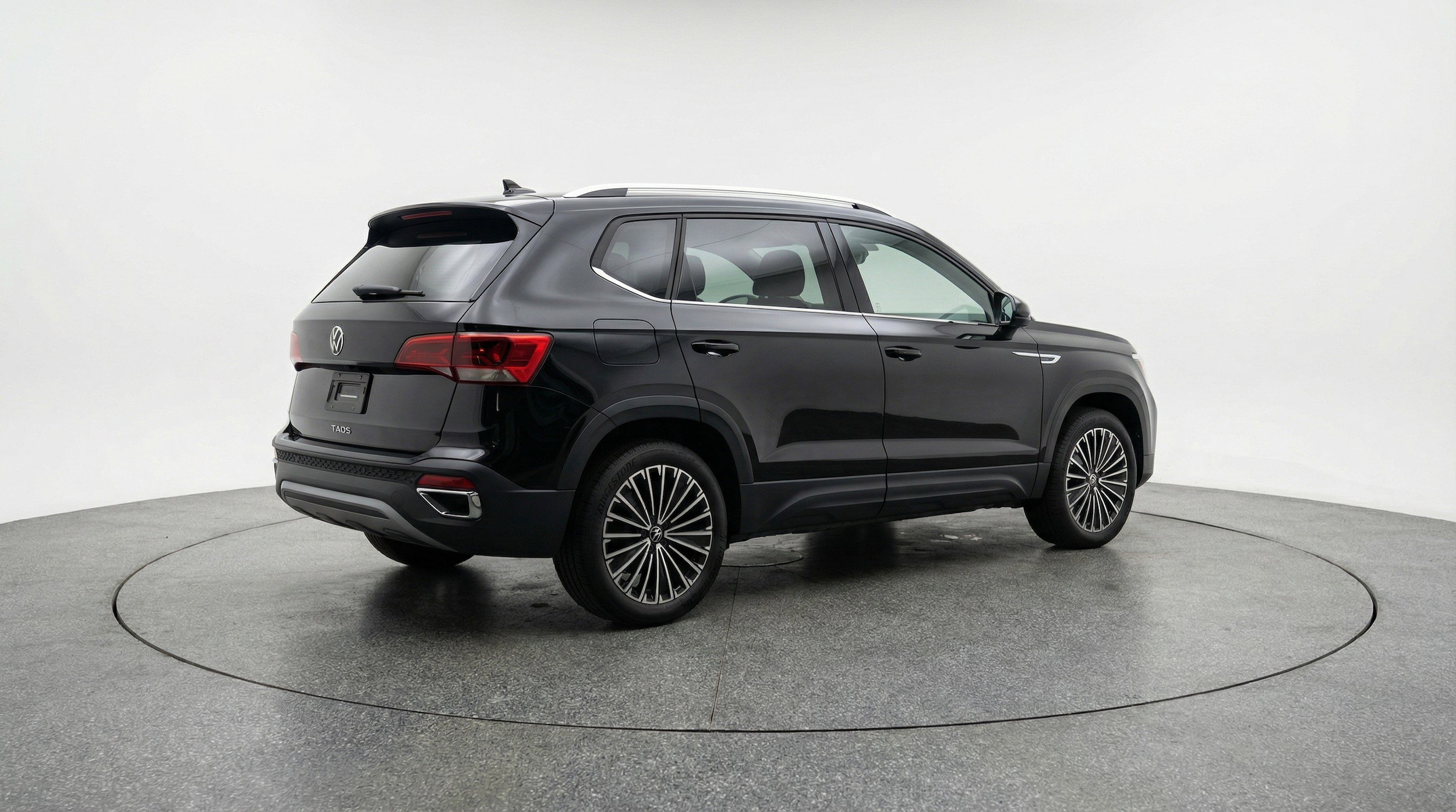 Thumbnail: 2025 Volkswagen Taos - 9