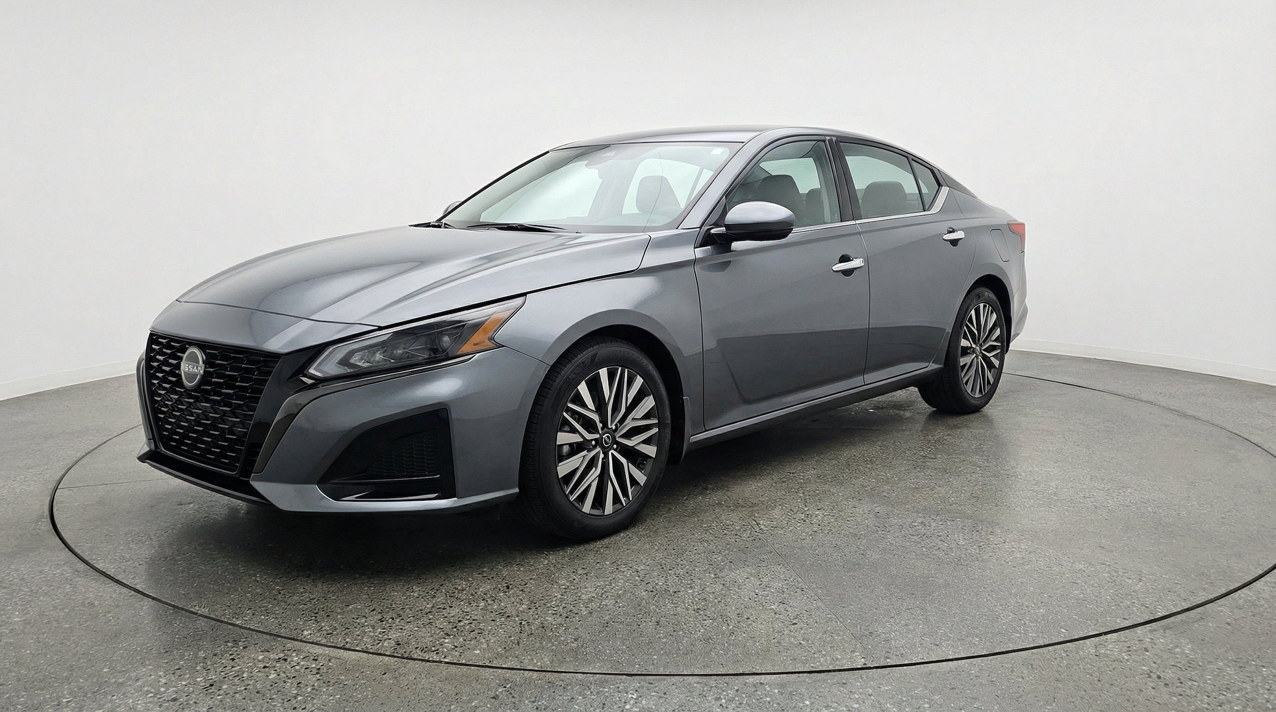 Thumbnail: 2025 Nissan Altima - 3