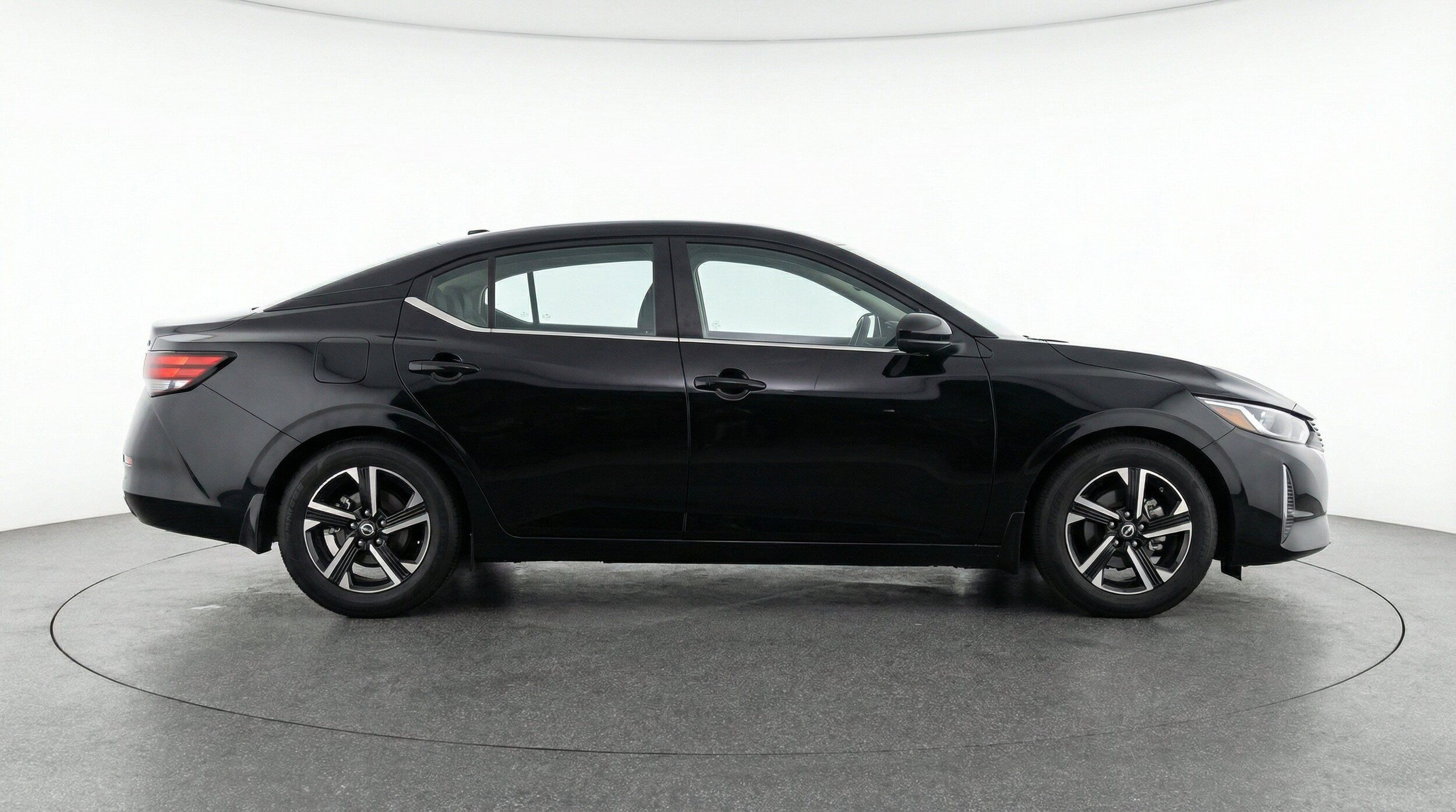 Thumbnail: 2025 Nissan Sentra - 11