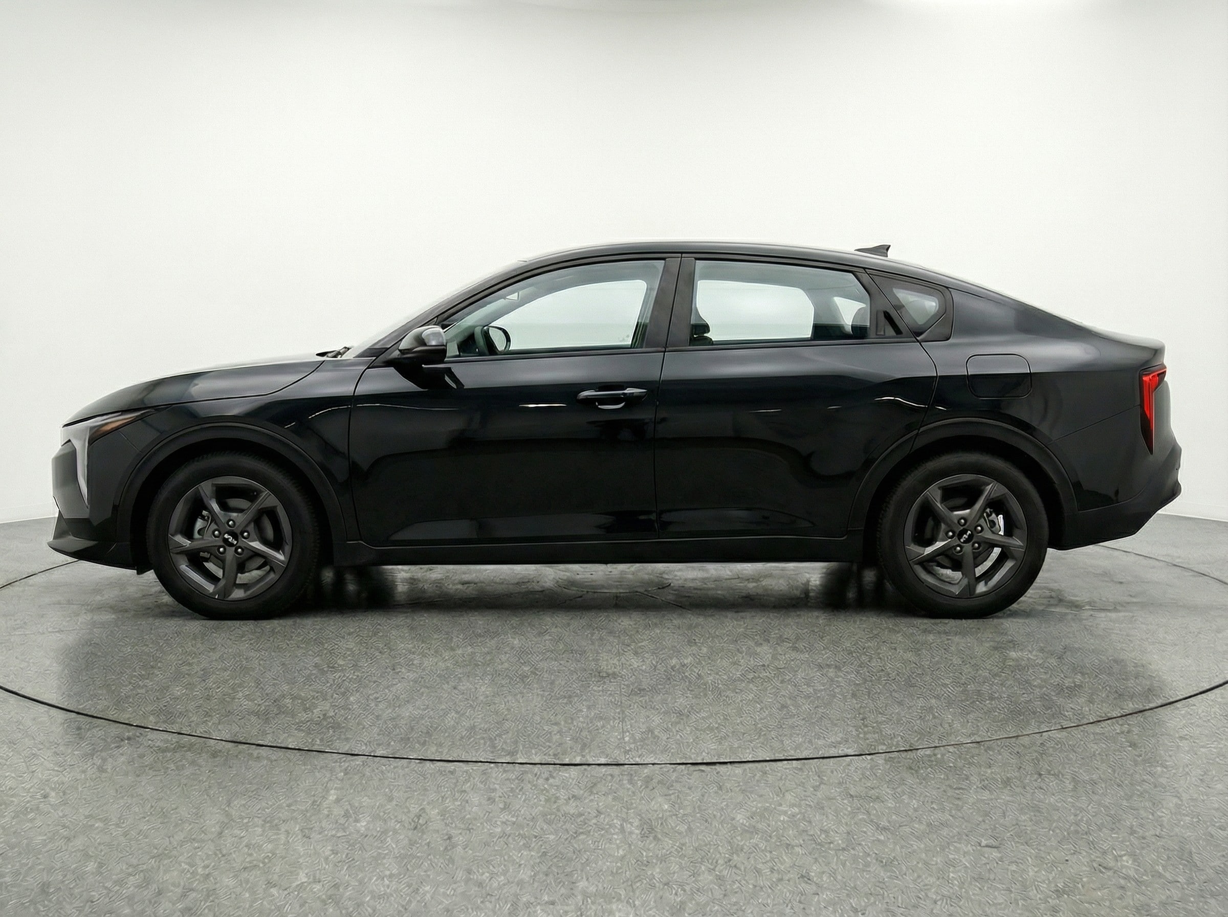 Thumbnail: 2025 Kia K4 - 4