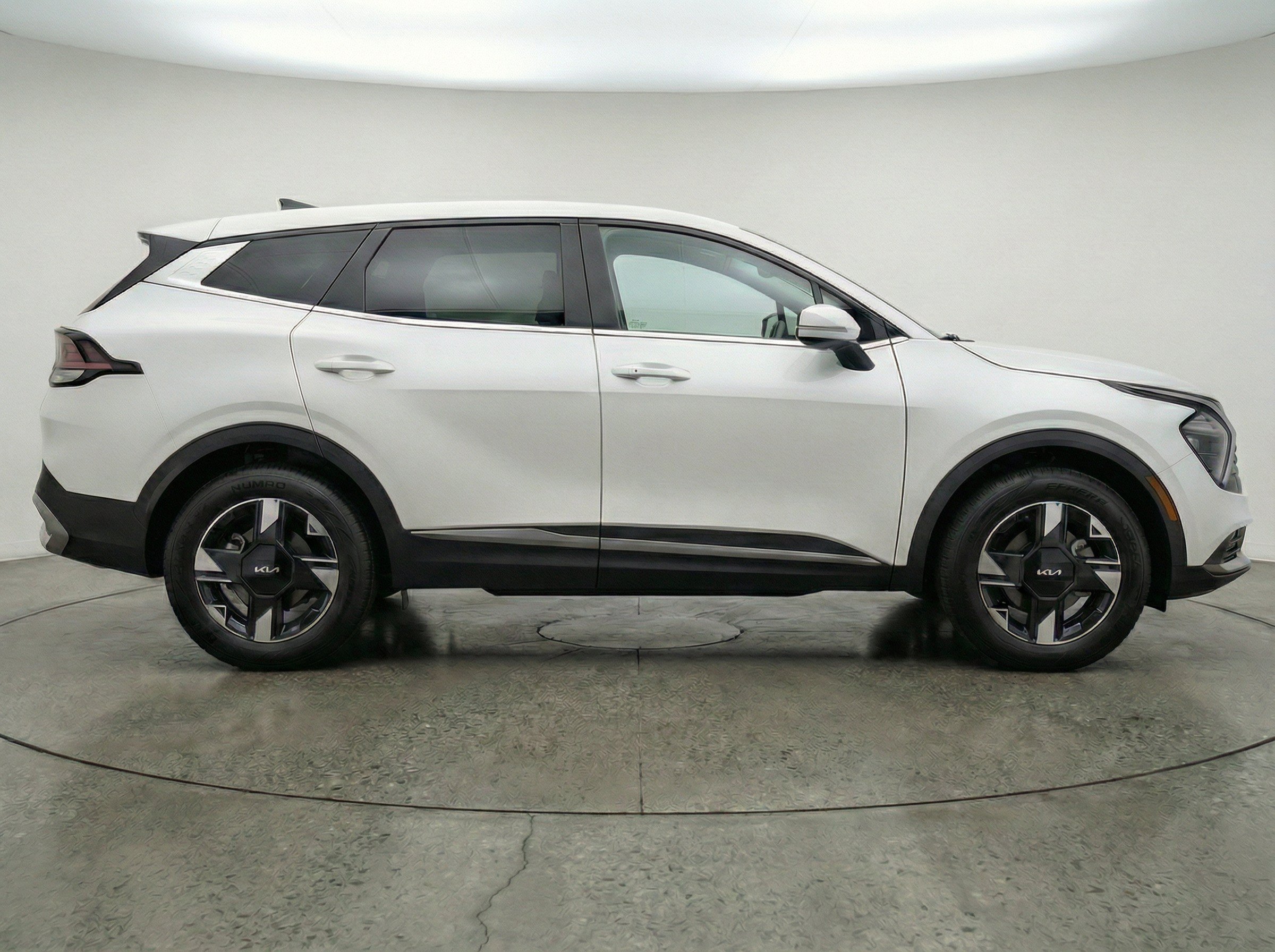 Thumbnail: 2026 Kia Sportage - 11