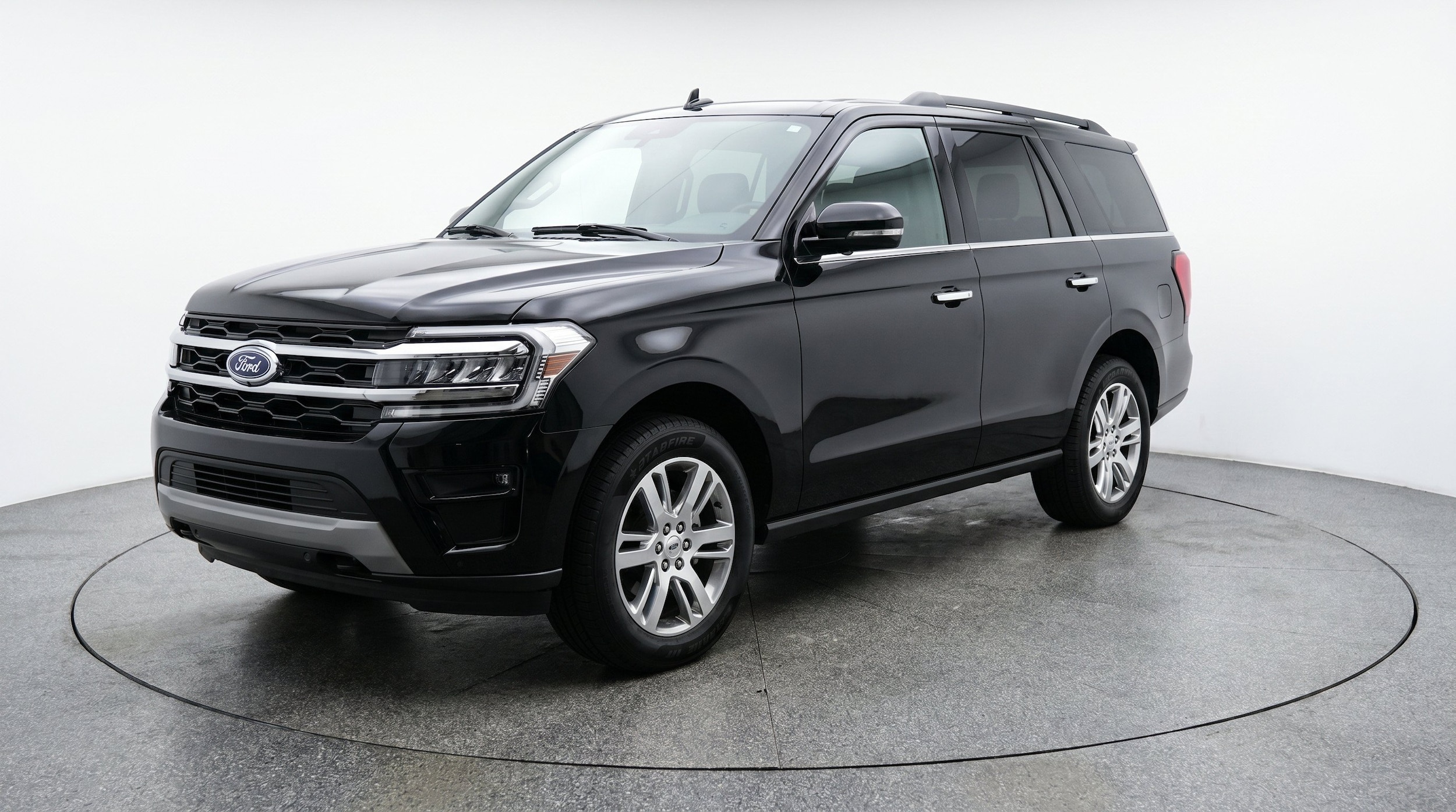 Thumbnail: 2024 Ford Expedition - 3