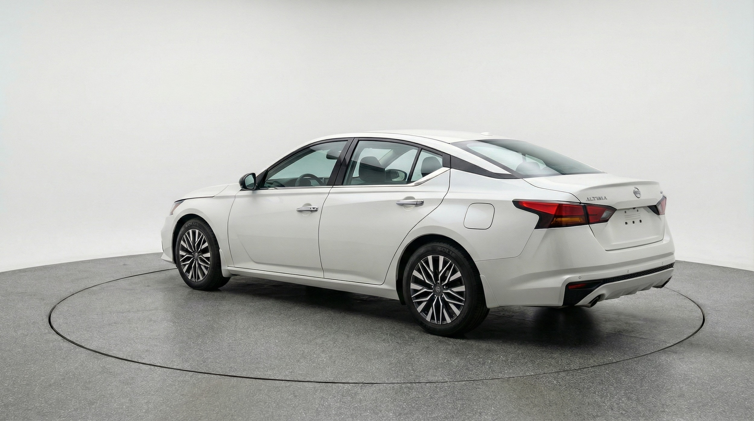 Thumbnail: 2025 Nissan Altima - 5