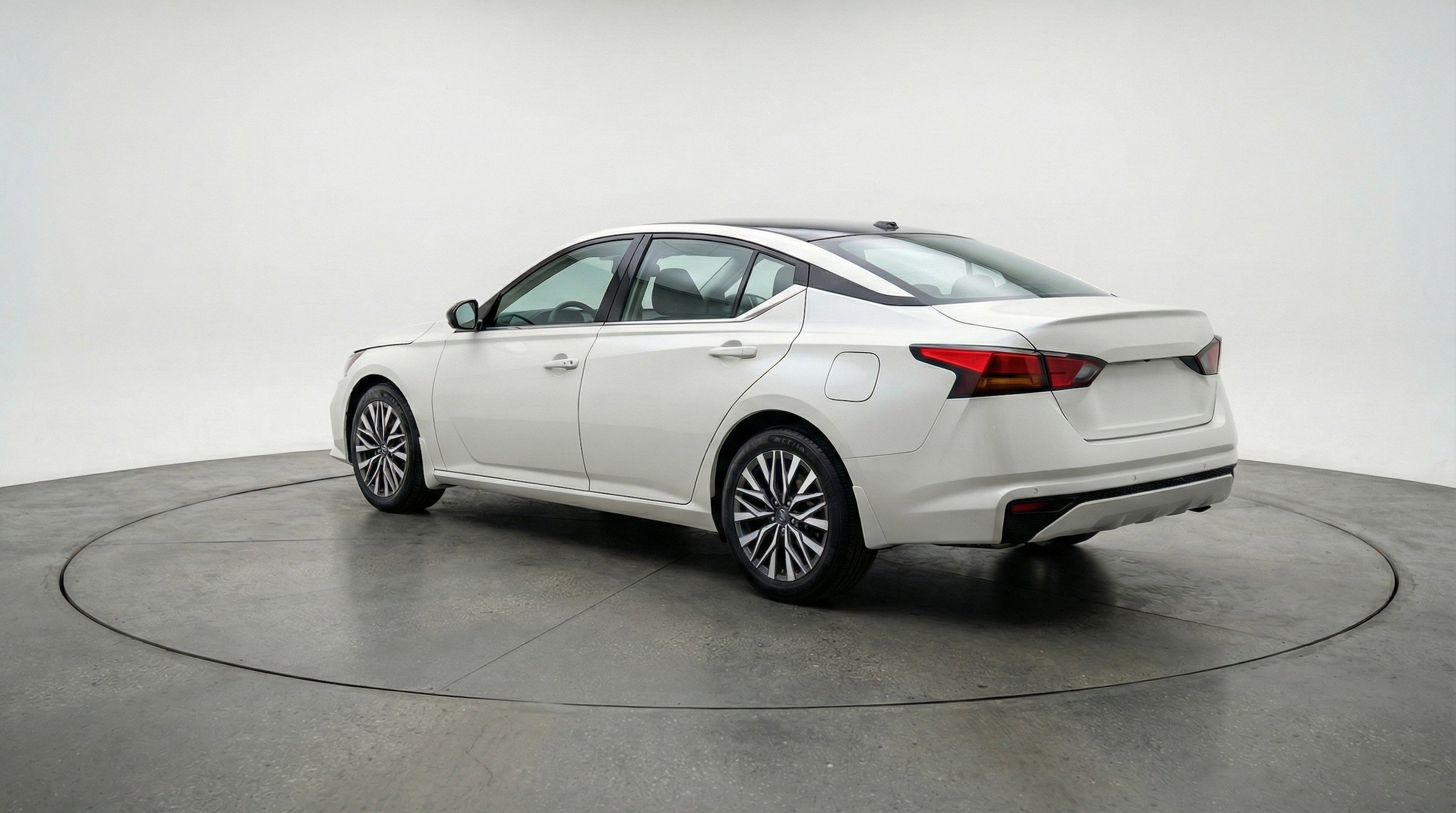 Thumbnail: 2025 Nissan Altima - 6