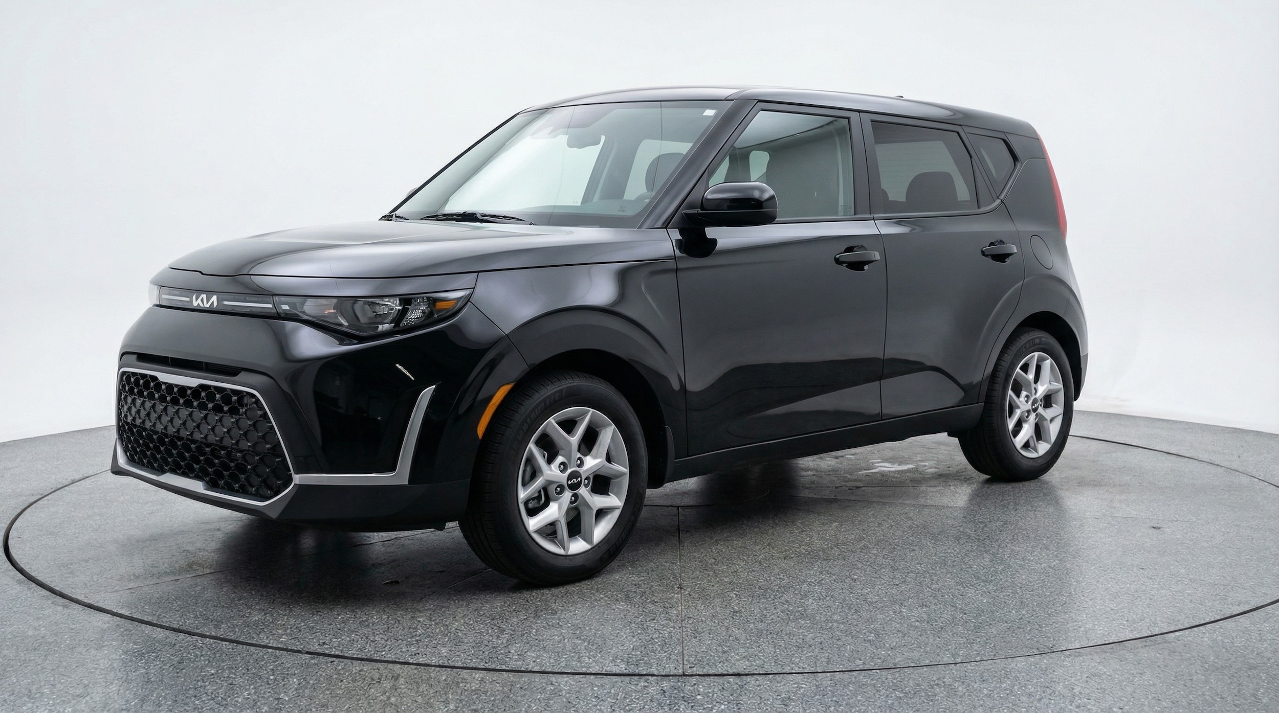 Thumbnail: 2025 Kia Soul - 3