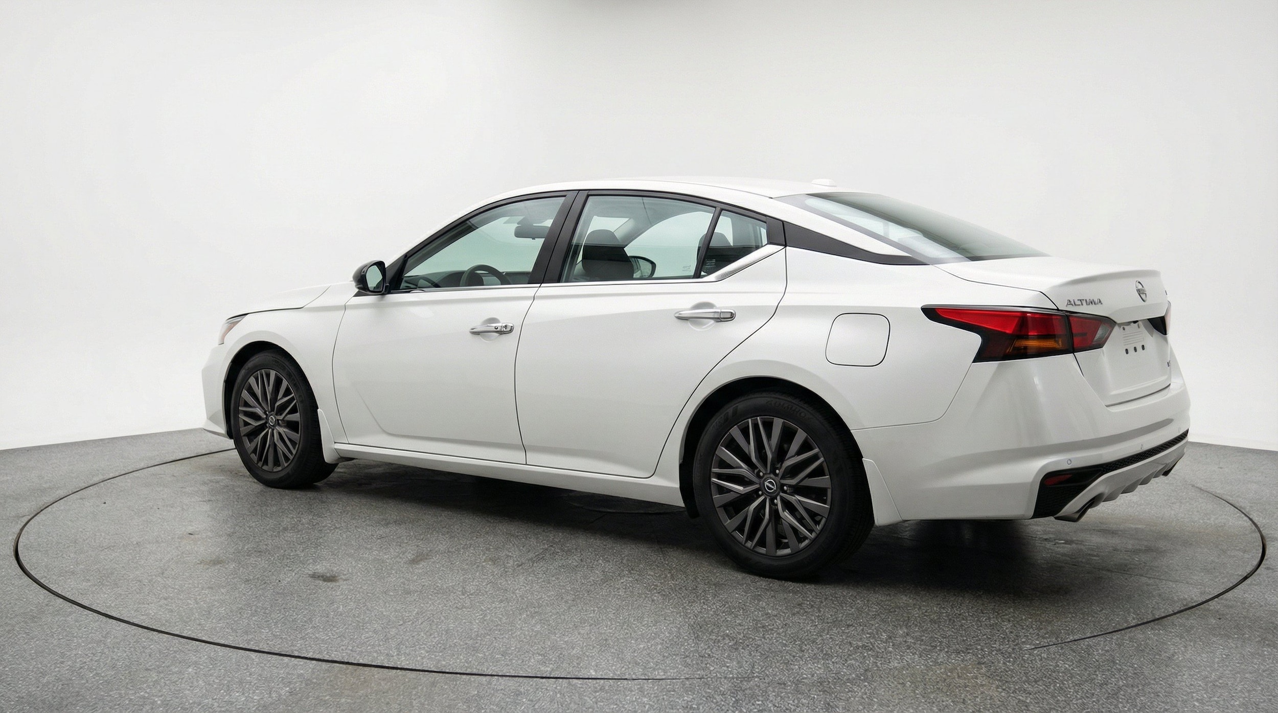 Thumbnail: 2025 Nissan Altima - 6