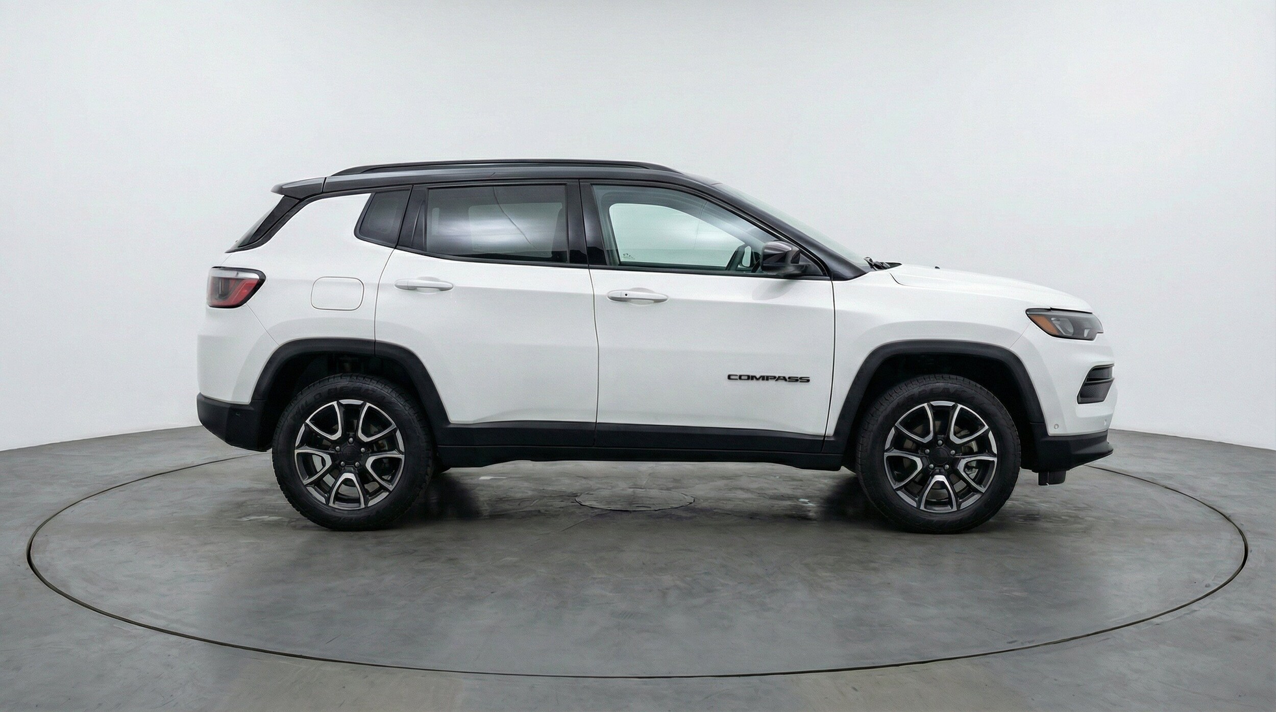 Thumbnail: 2025 Jeep Compass - 11