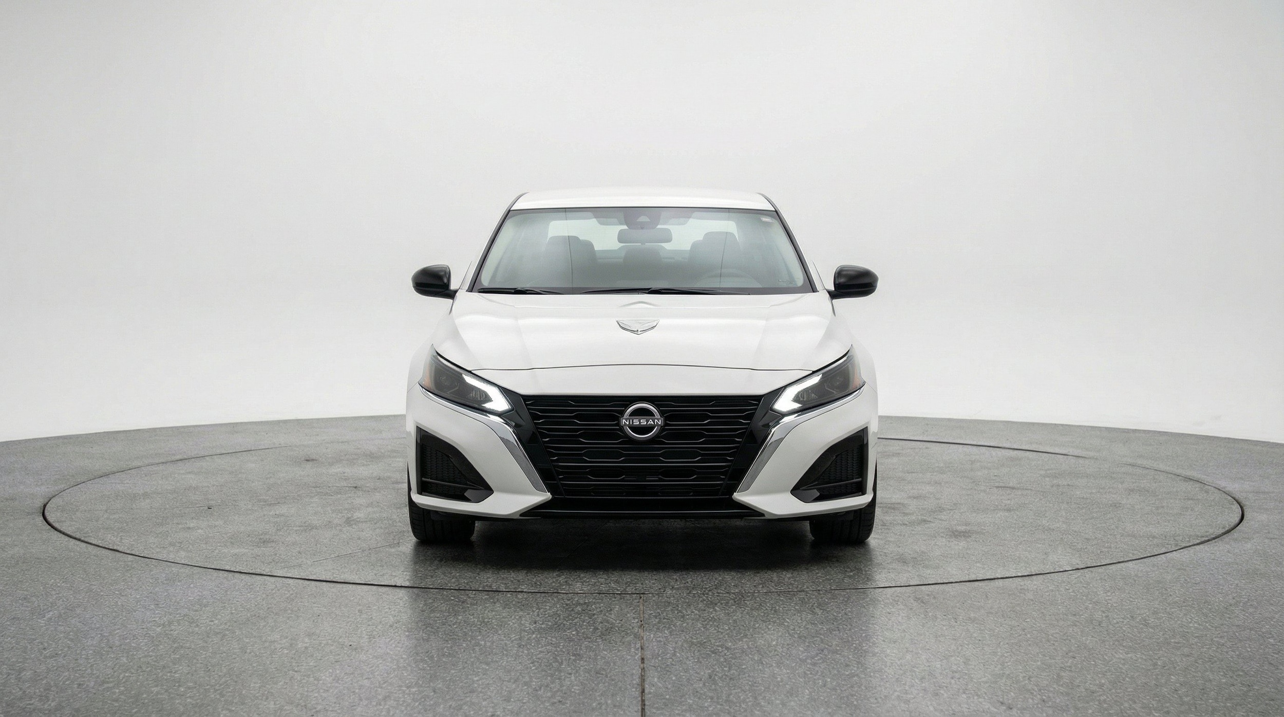 Thumbnail: 2025 Nissan Altima - 2