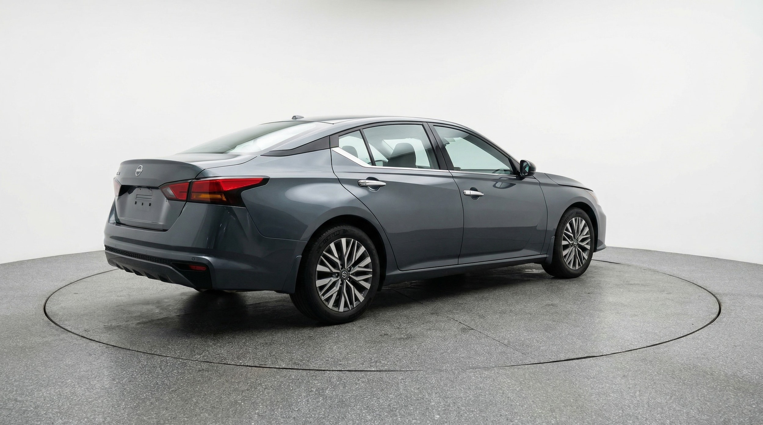 Thumbnail: 2025 Nissan Altima - 7