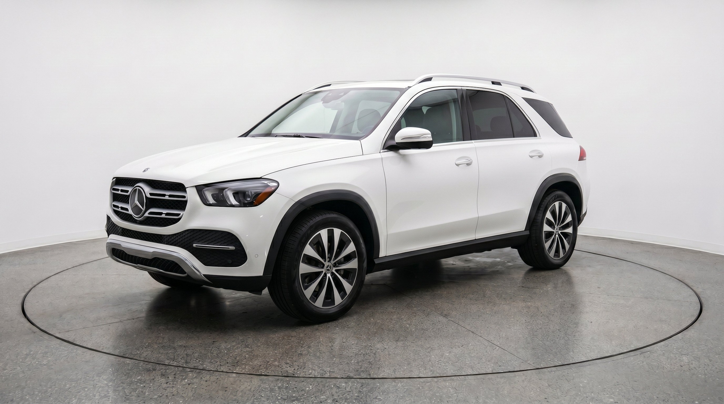 Thumbnail: 2026 Mercedes-Benz GLE - 3