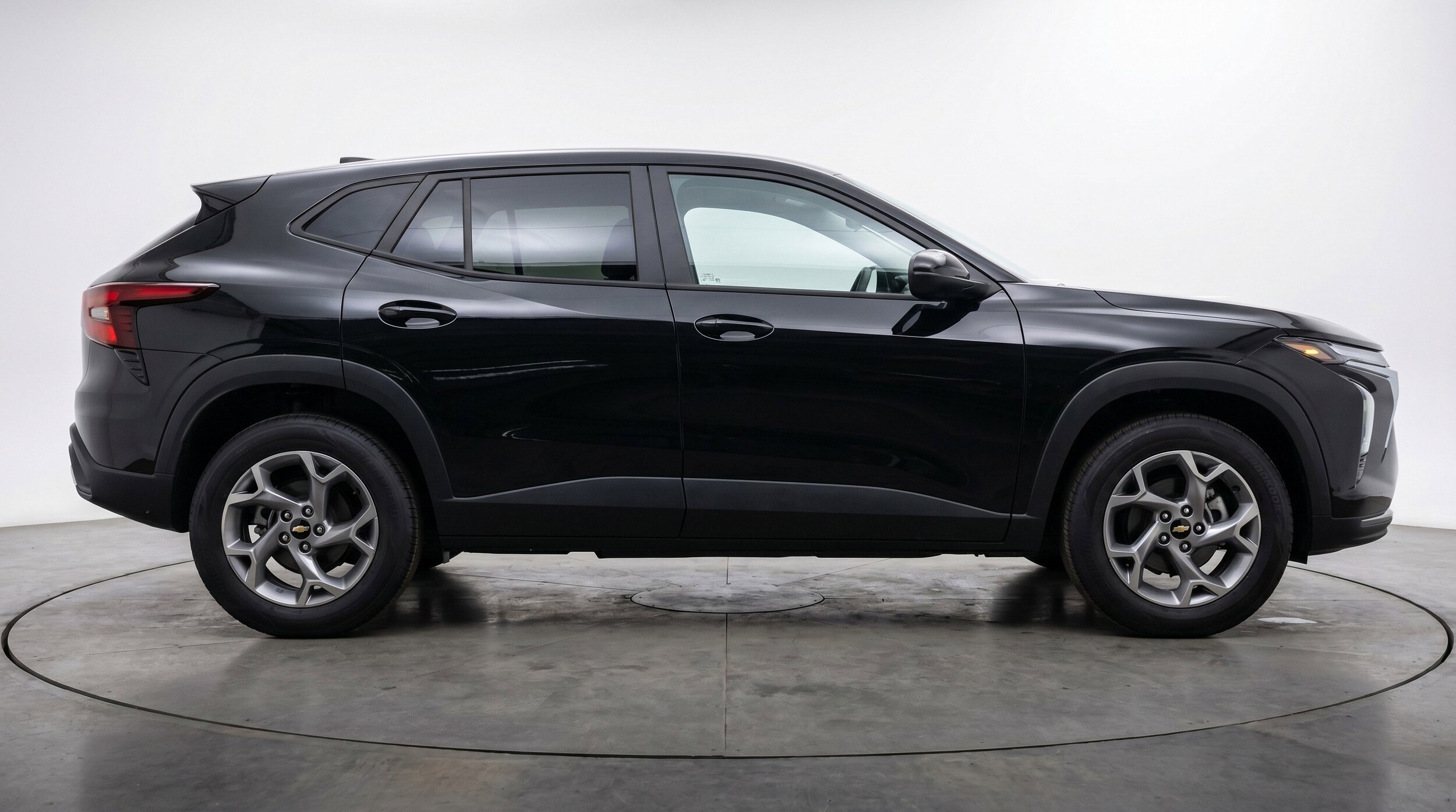 Thumbnail: 2025 Chevrolet Trax - 11