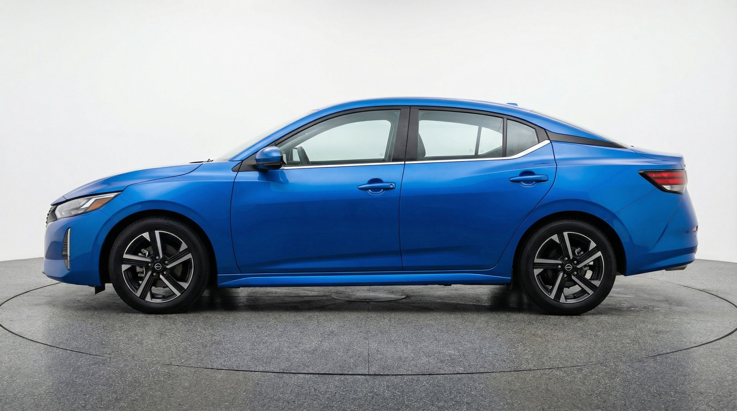 Thumbnail: 2025 Nissan Sentra - 5