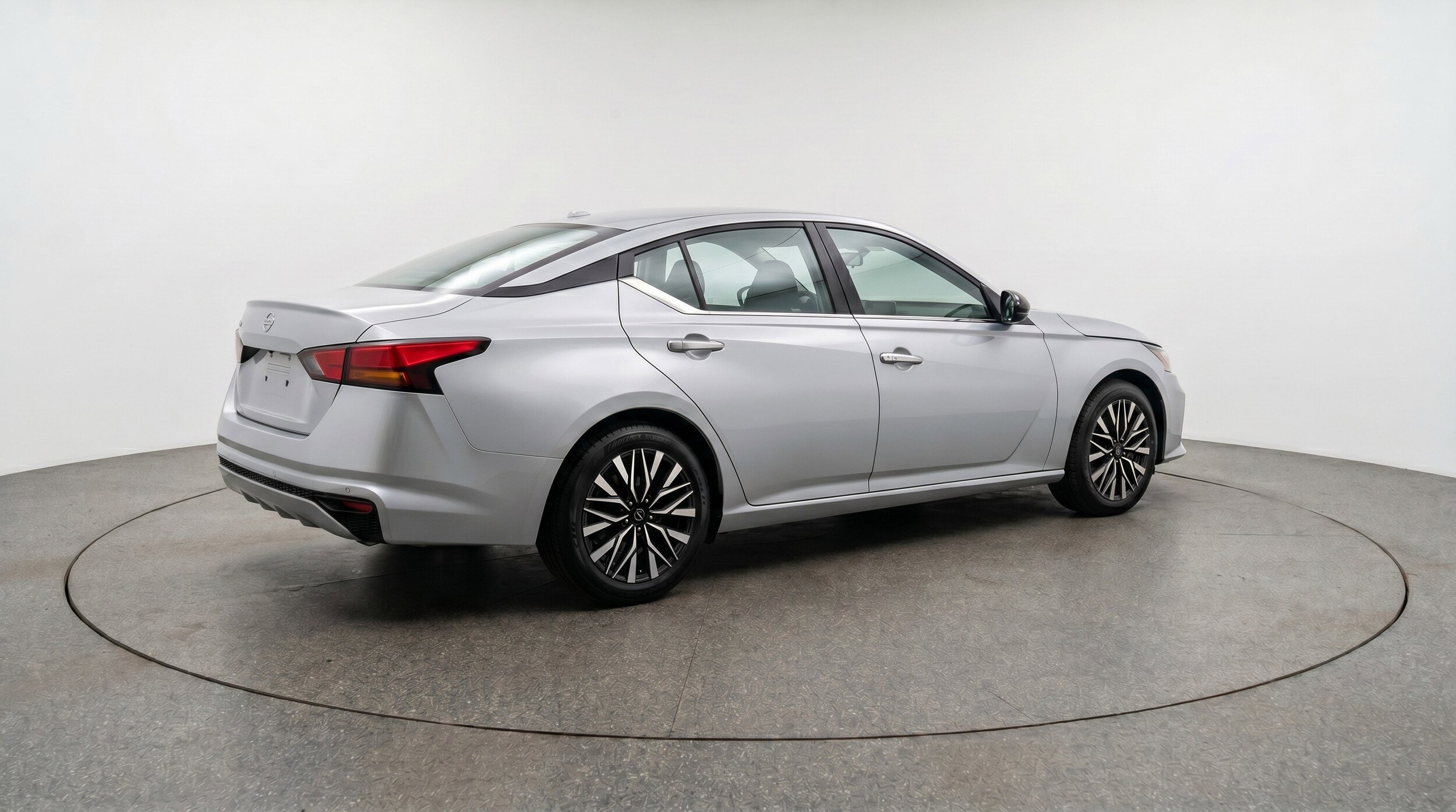 Thumbnail: 2025 Nissan Altima - 9