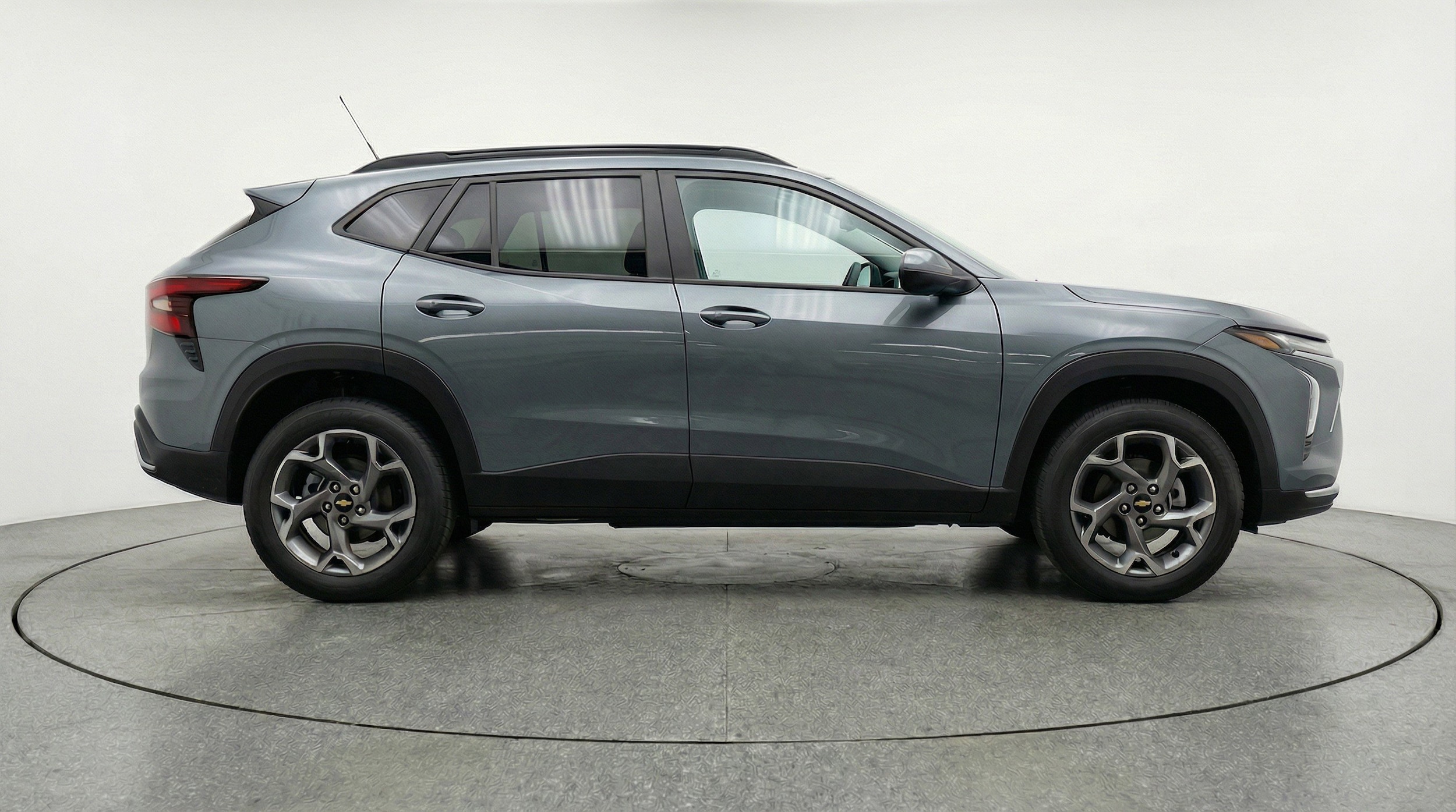 Thumbnail: 2025 Chevrolet Trax - 11