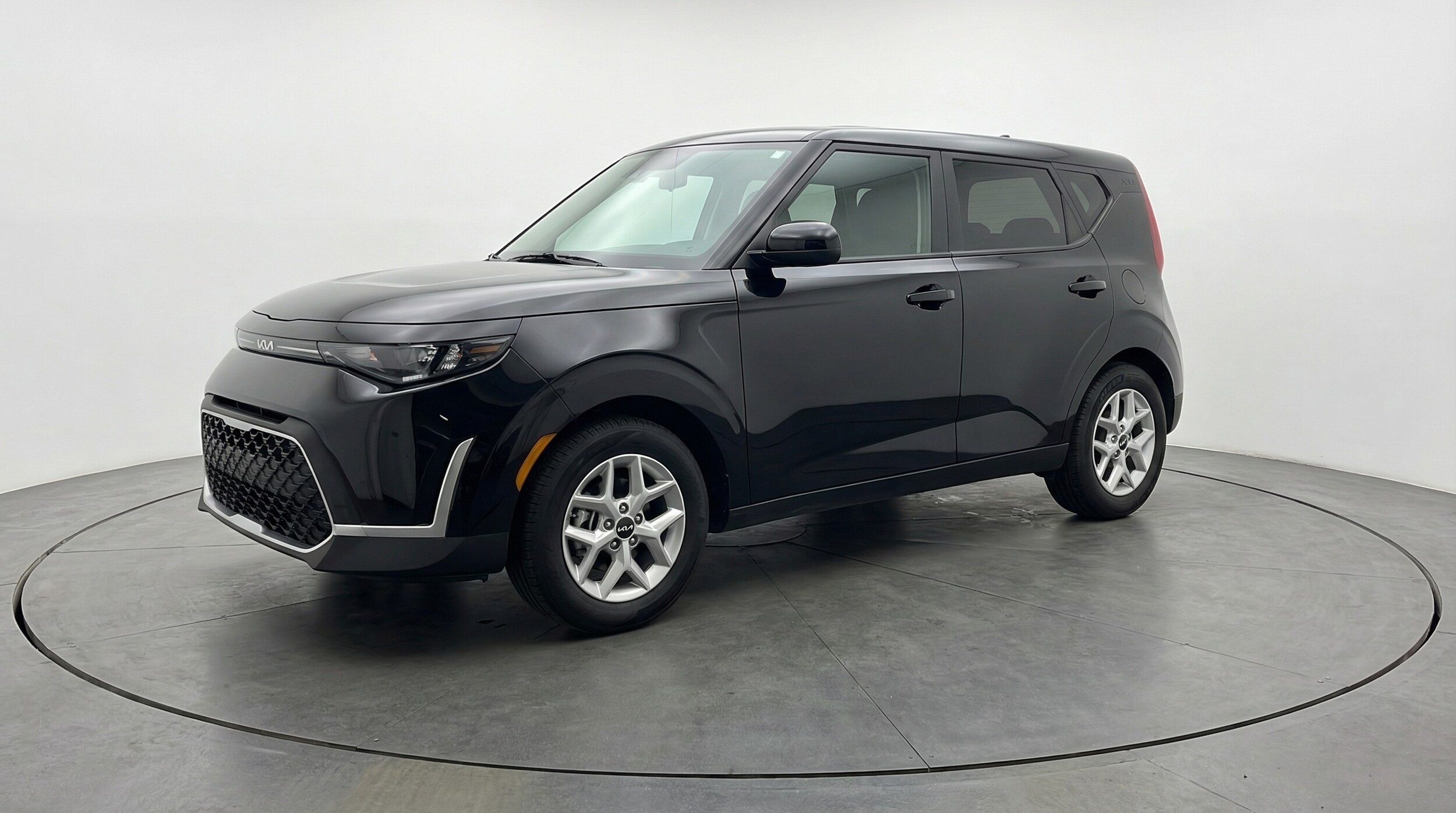 Thumbnail: 2025 Kia Soul - 3