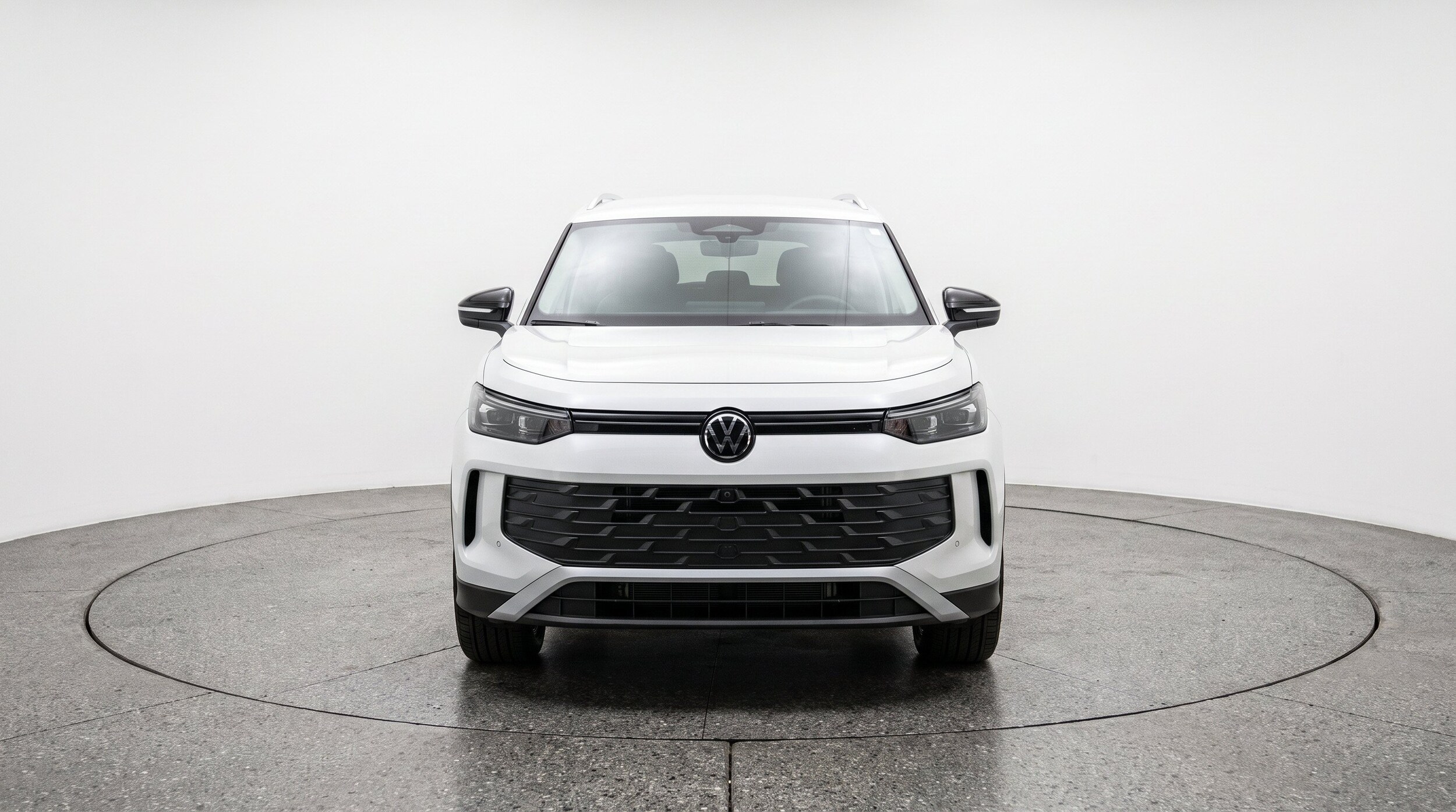 Thumbnail: 2026 Volkswagen Tiguan - 2