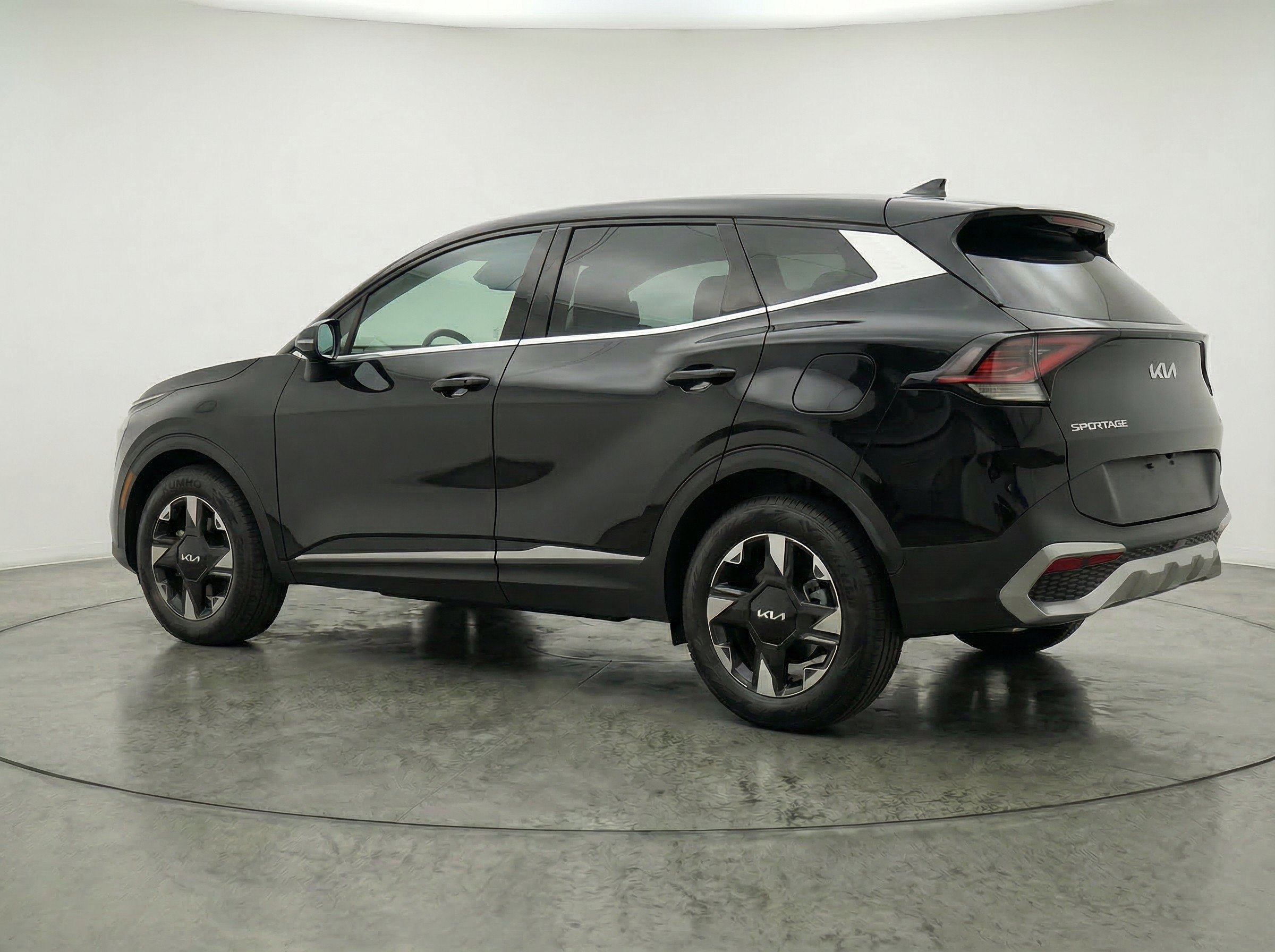 Thumbnail: 2026 Kia Sportage - 6