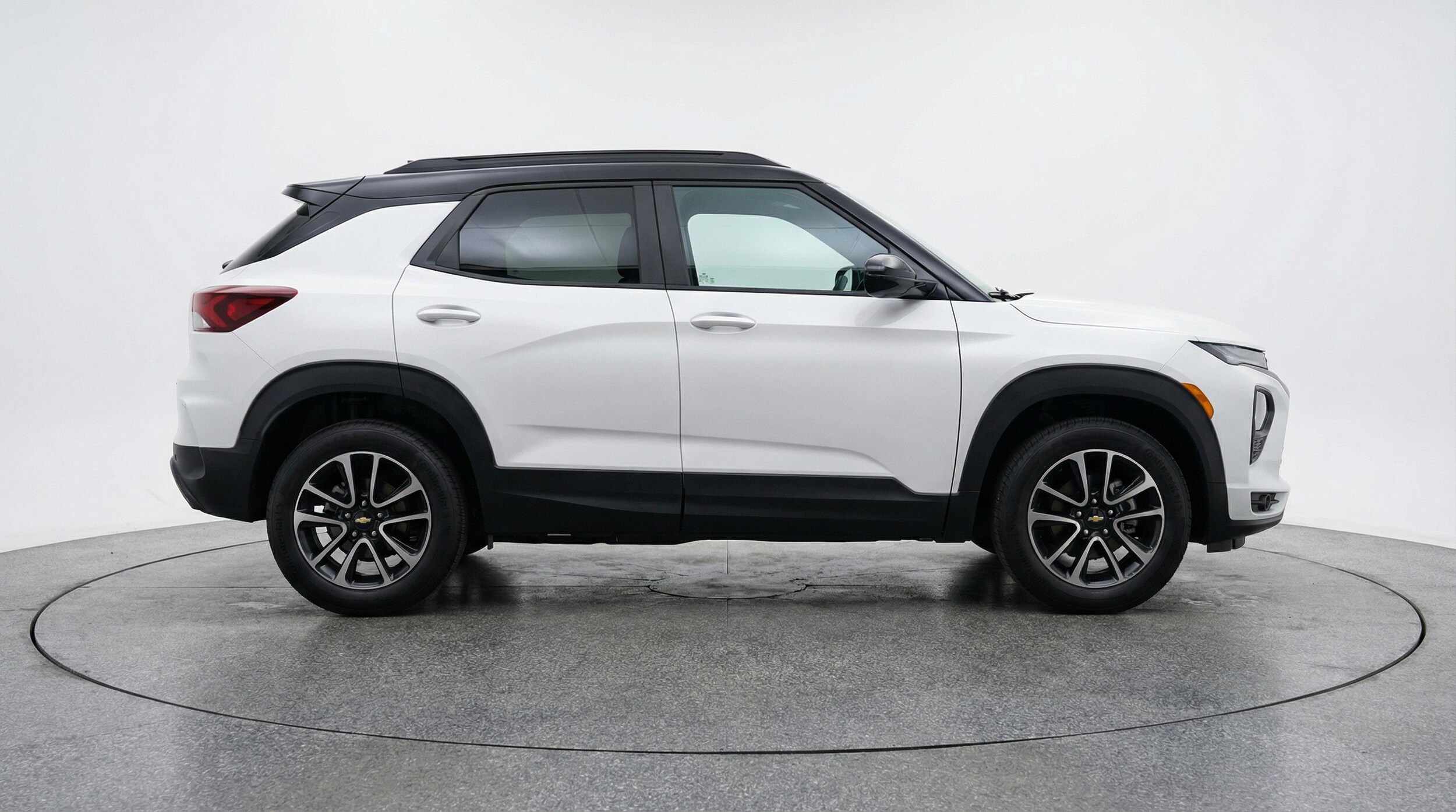 Thumbnail: 2025 Chevrolet TrailBlazer - 11