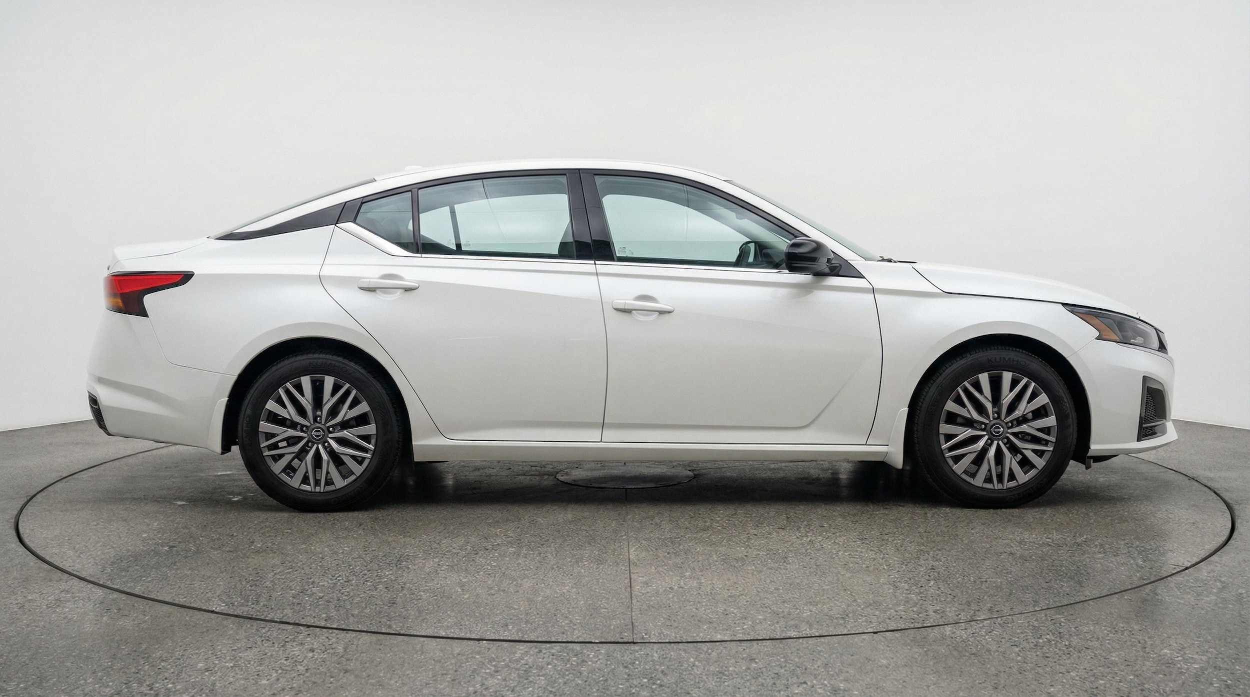 Thumbnail: 2025 Nissan Altima - 11