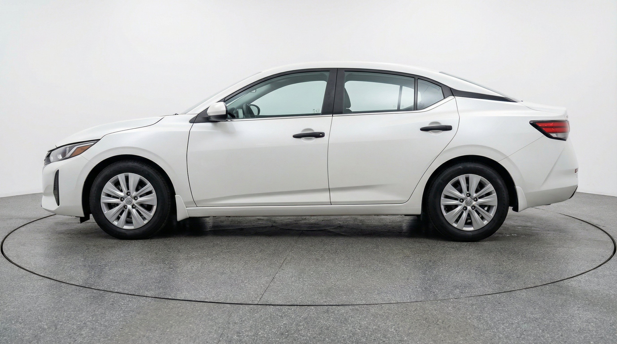 Thumbnail: 2025 Nissan Sentra - 5
