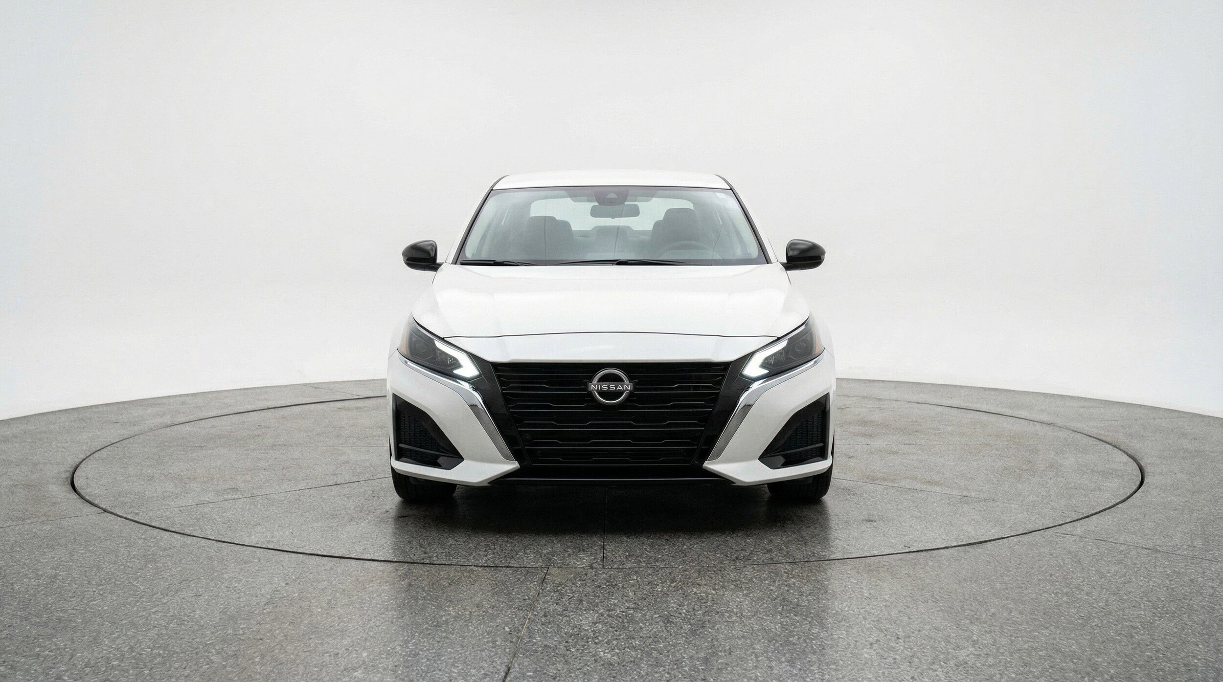 Thumbnail: 2025 Nissan Altima - 2