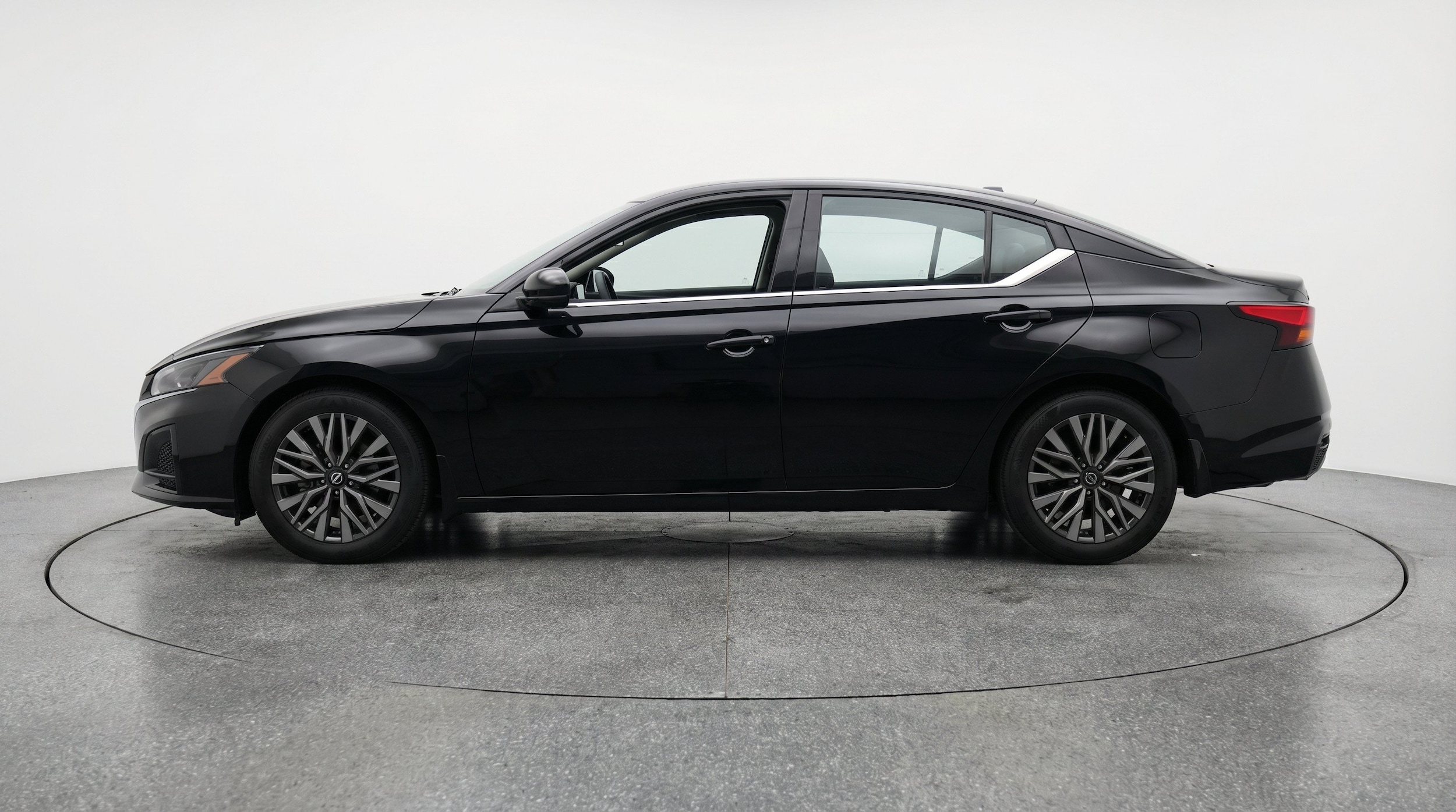 Thumbnail: 2026 Nissan Altima - 5