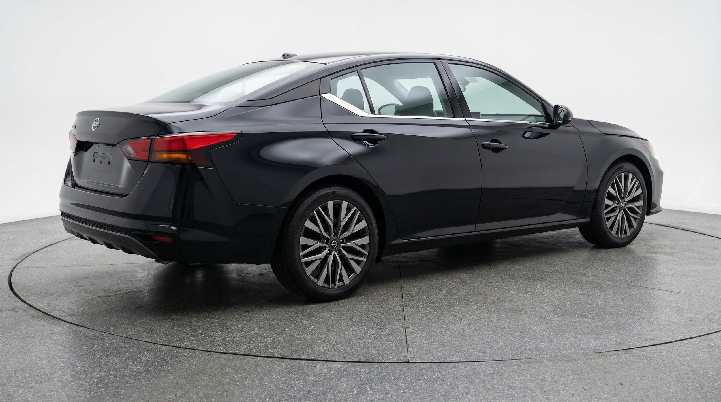 Thumbnail: 2025 Nissan Altima - 7