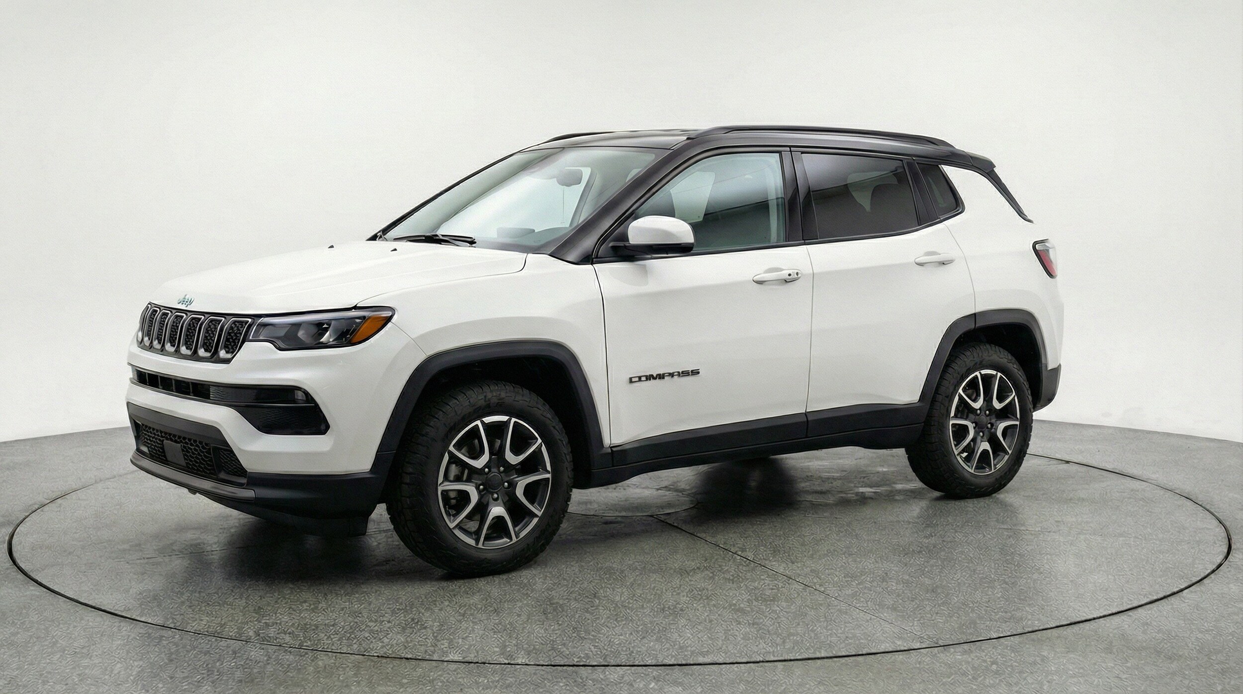 Thumbnail: 2025 Jeep Compass - 3