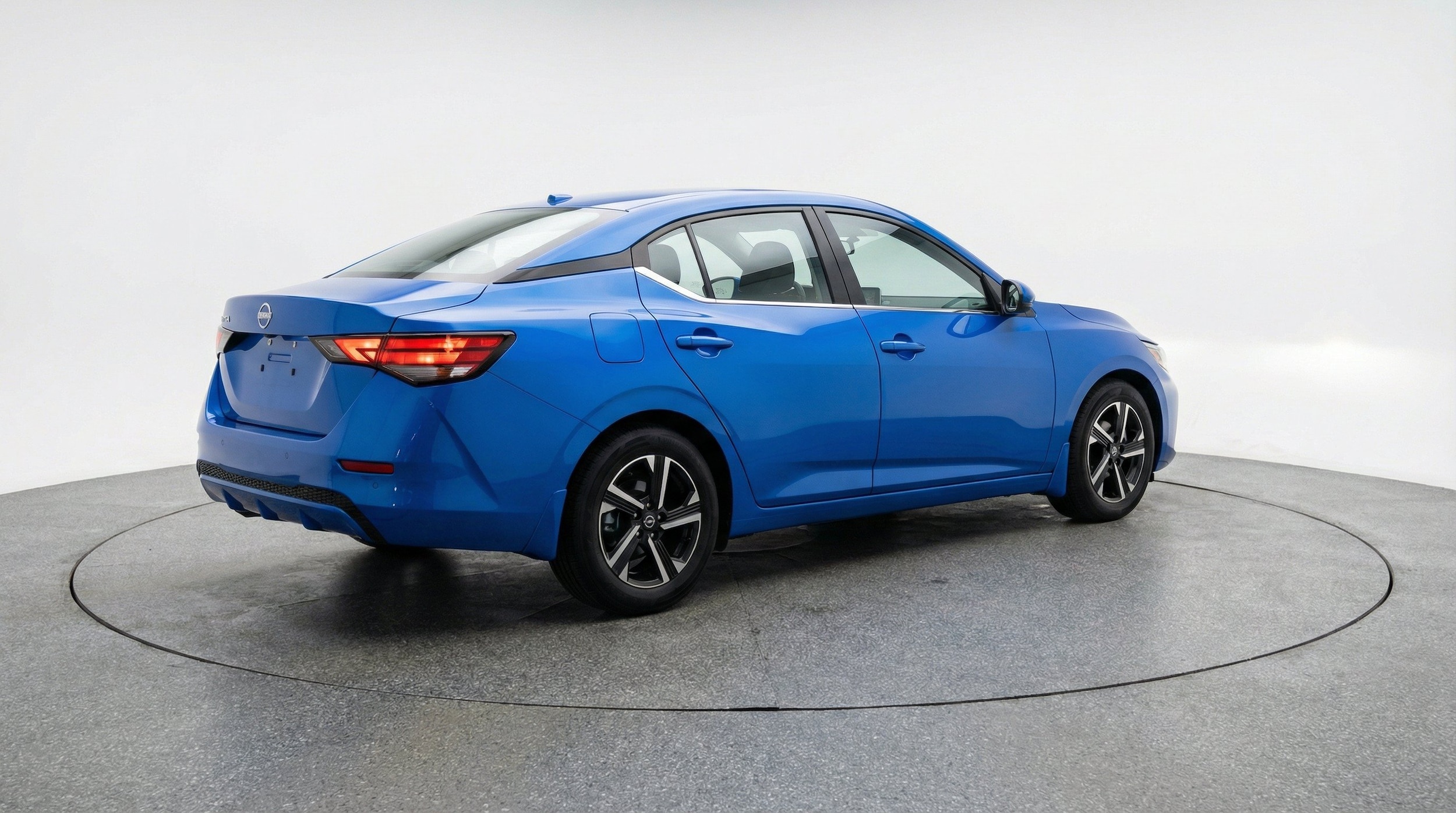 Thumbnail: 2025 Nissan Sentra - 9