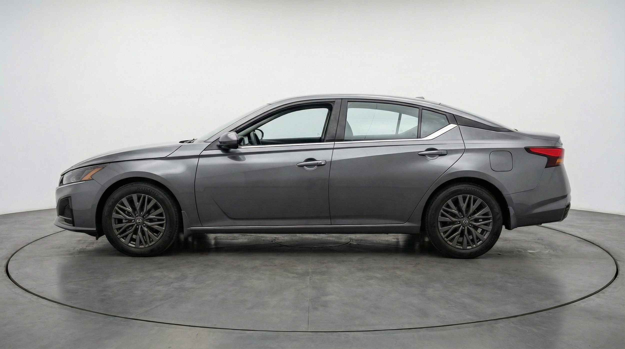Thumbnail: 2026 Nissan Altima - 5