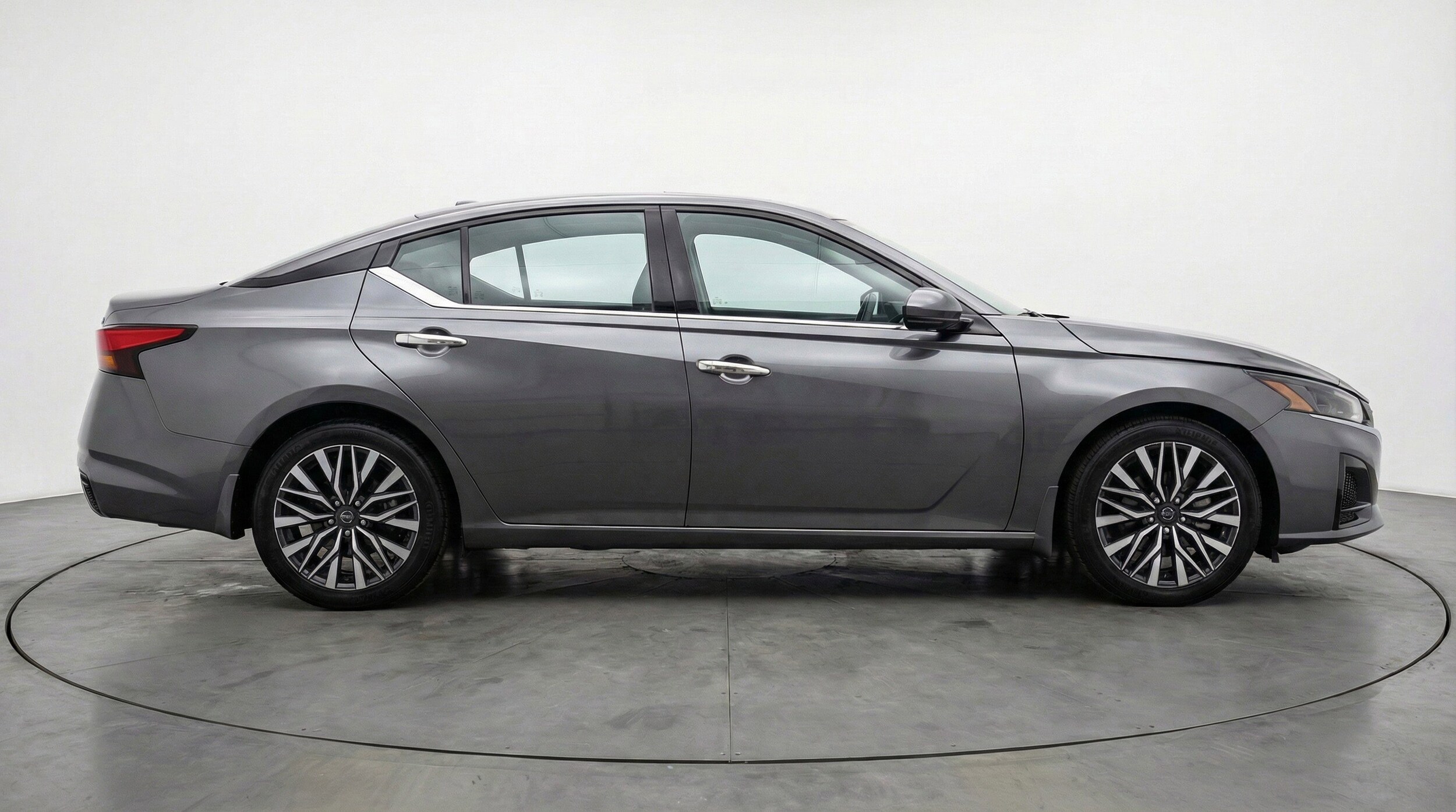 Thumbnail: 2025 Nissan Altima - 11