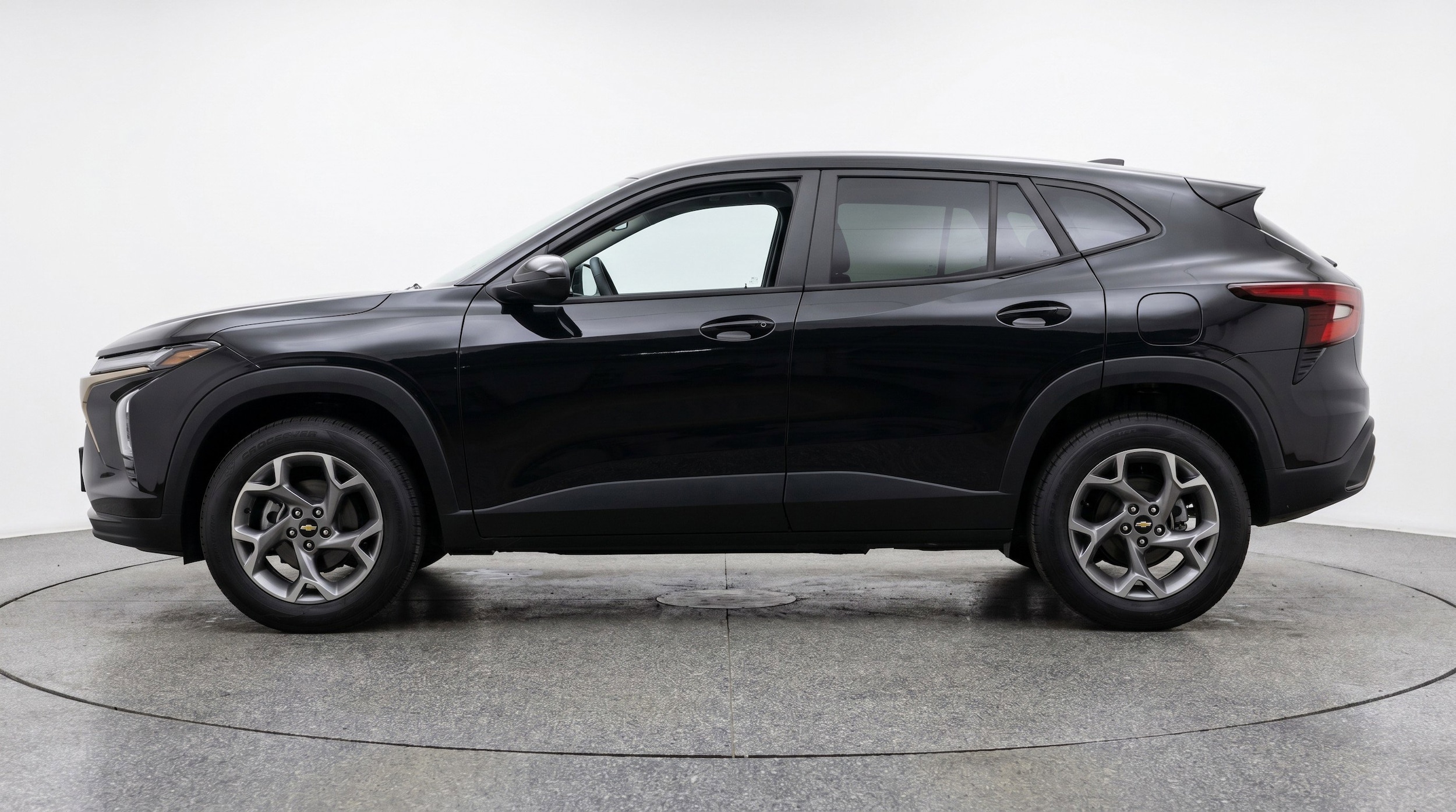 Thumbnail: 2025 Chevrolet Trax - 5