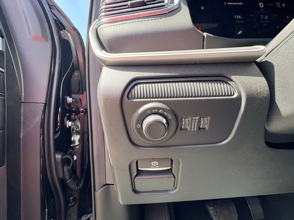 2026 Jeep Grand Wagoneer Limited Reserve - Photo 22