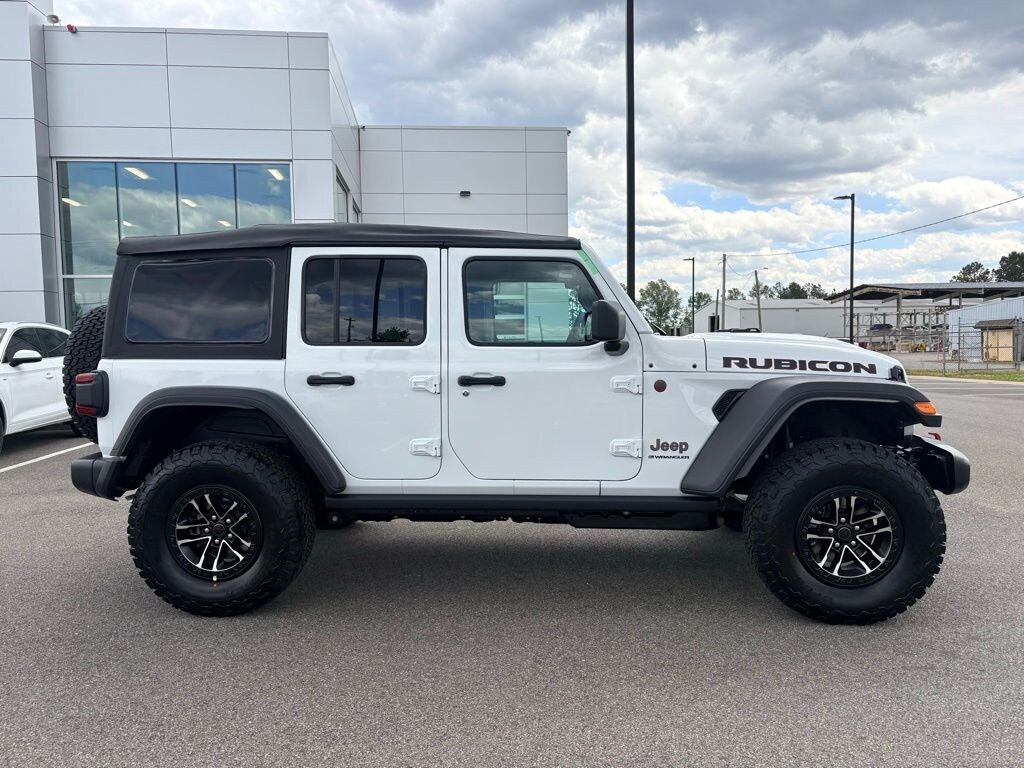 New 2026 Jeep Wrangler 4-DOOR RUBICON Sport Utility