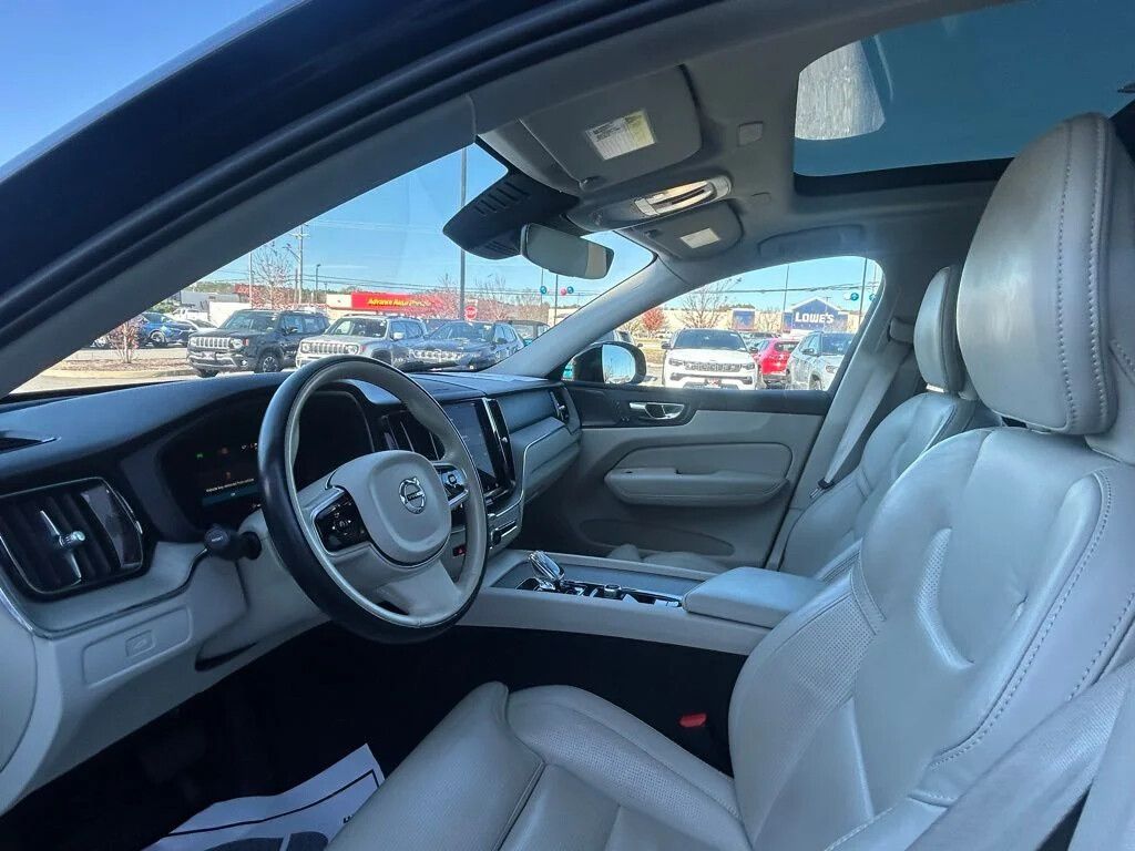 2023 Volvo XC60 Ultimate - Photo 22