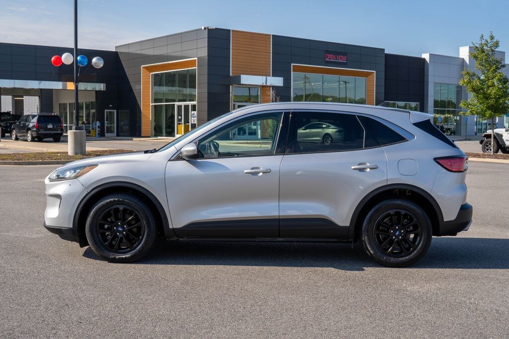 Used 2020 Ford Escape SE SUV