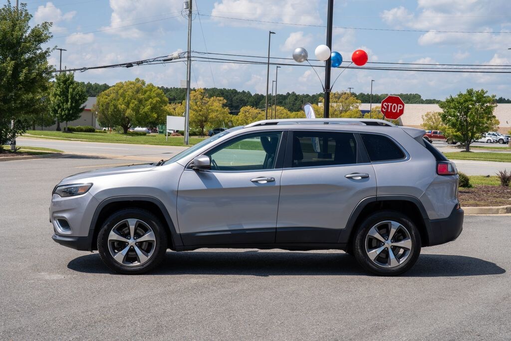 Used 2019 Jeep Cherokee Limited SUV