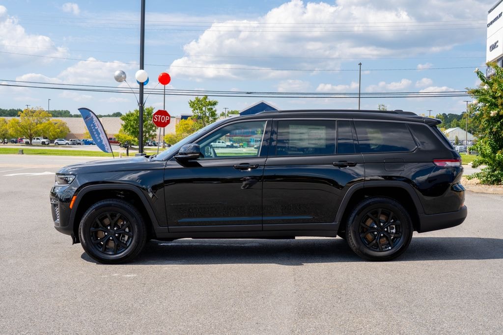 New 2026 Jeep Grand Cherokee L Altitude Sport Utility