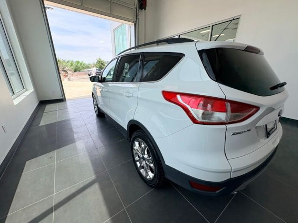 Used 2016 Ford Escape SE SUV