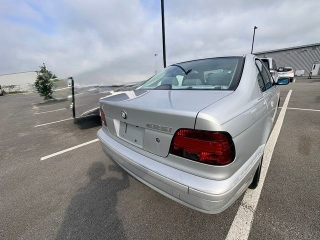 Used 2001 BMW 5 Series 525i Sedan