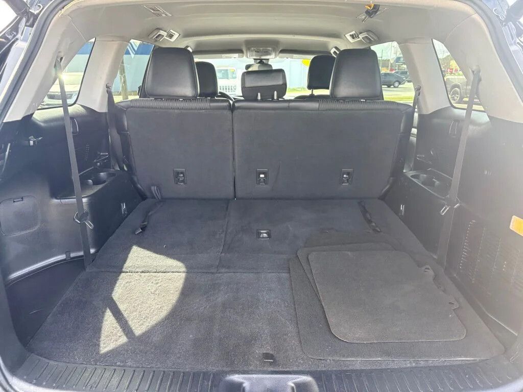2017 Toyota Highlander LE Plus - Photo 11