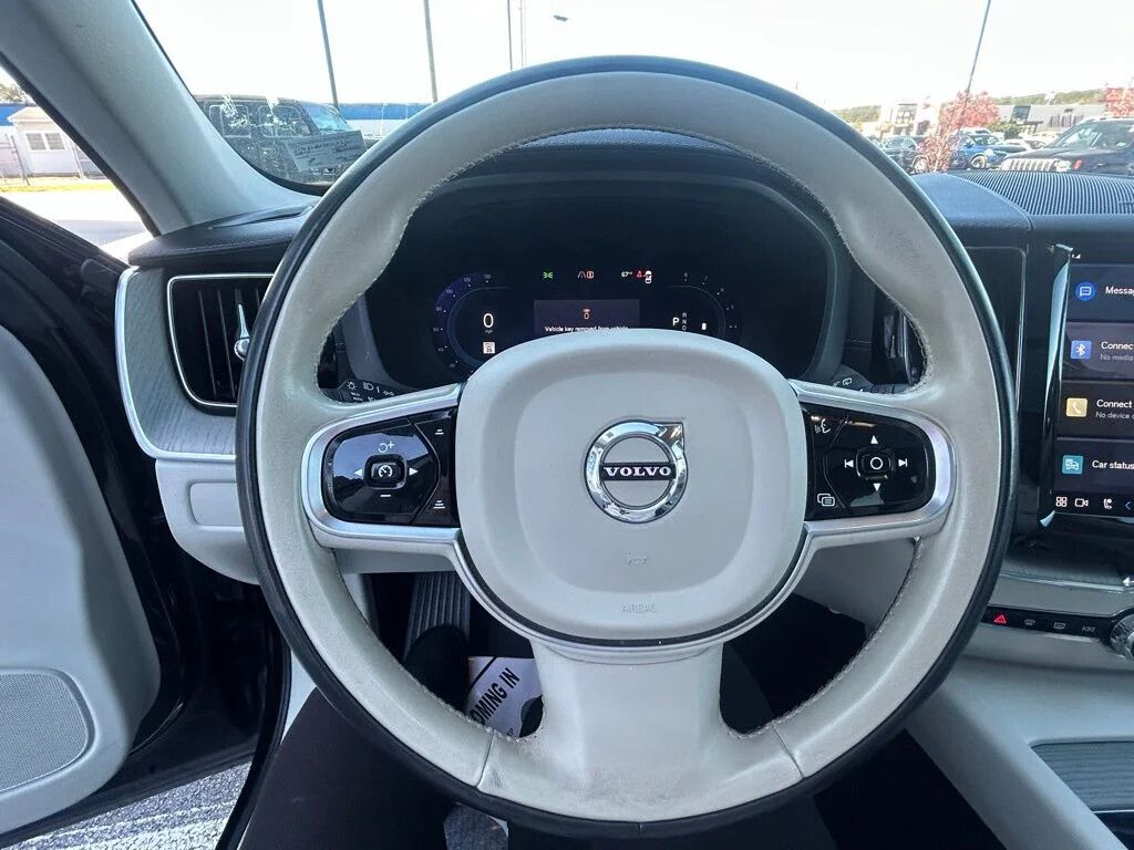2023 Volvo XC60 Ultimate - Photo 23