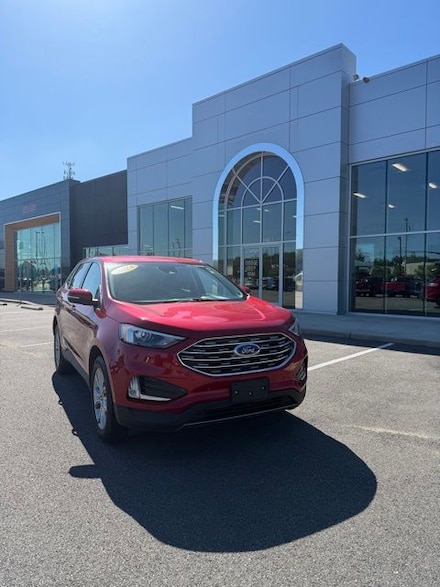 2024 Ford Edge Titanium SUV