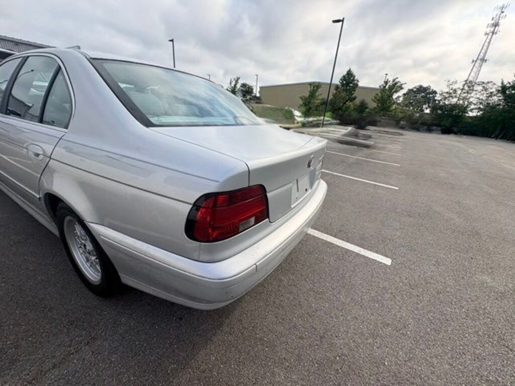 Used 2001 BMW 5 Series 525i Sedan